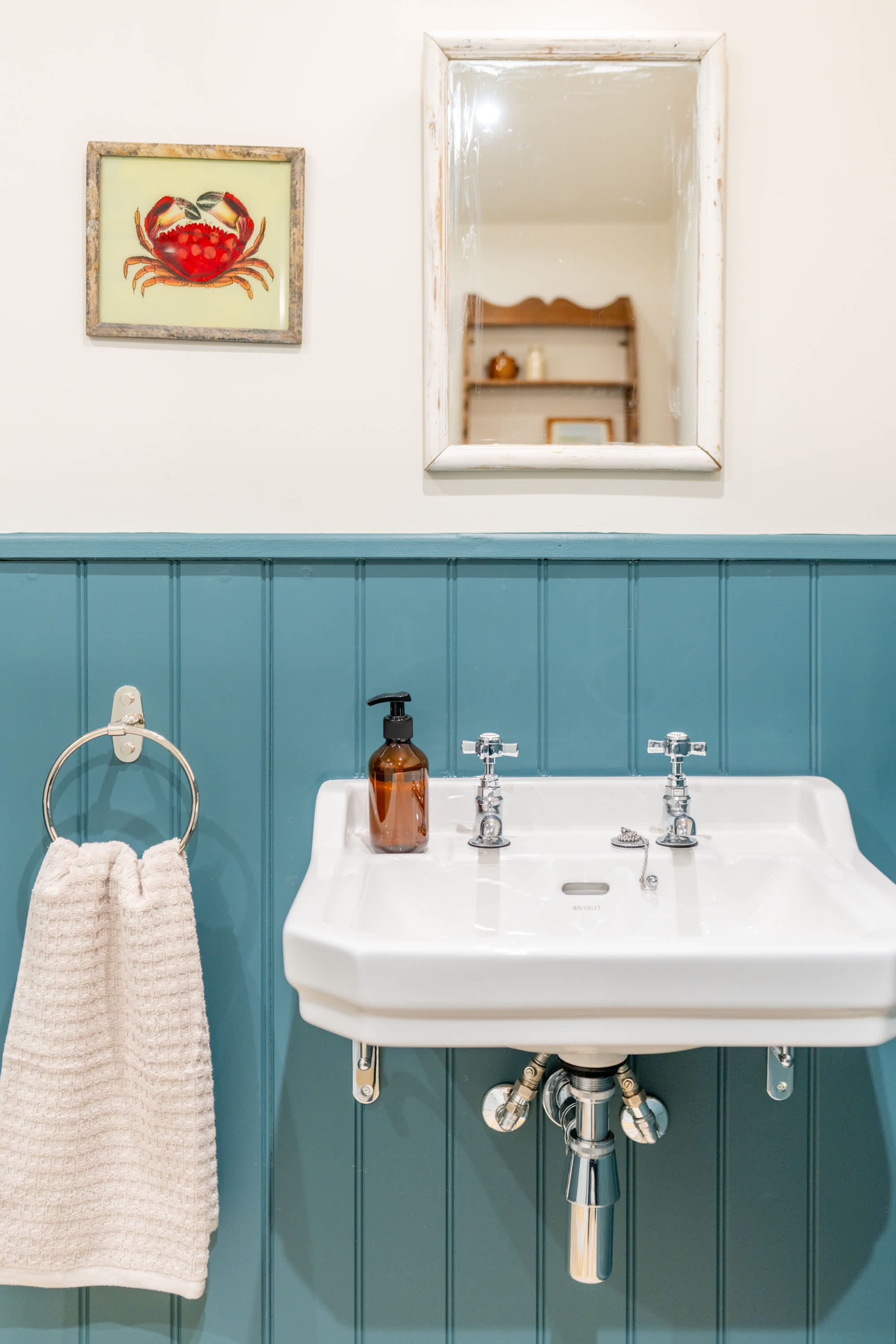 The Willows – Cosy King Room with Spacious Ensuite (8)