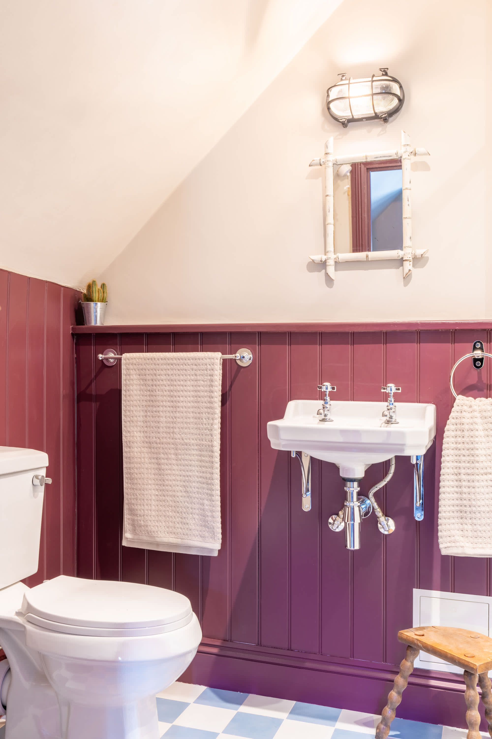 The Willows – Bright Pannett Park Loft En-Suite (9)
