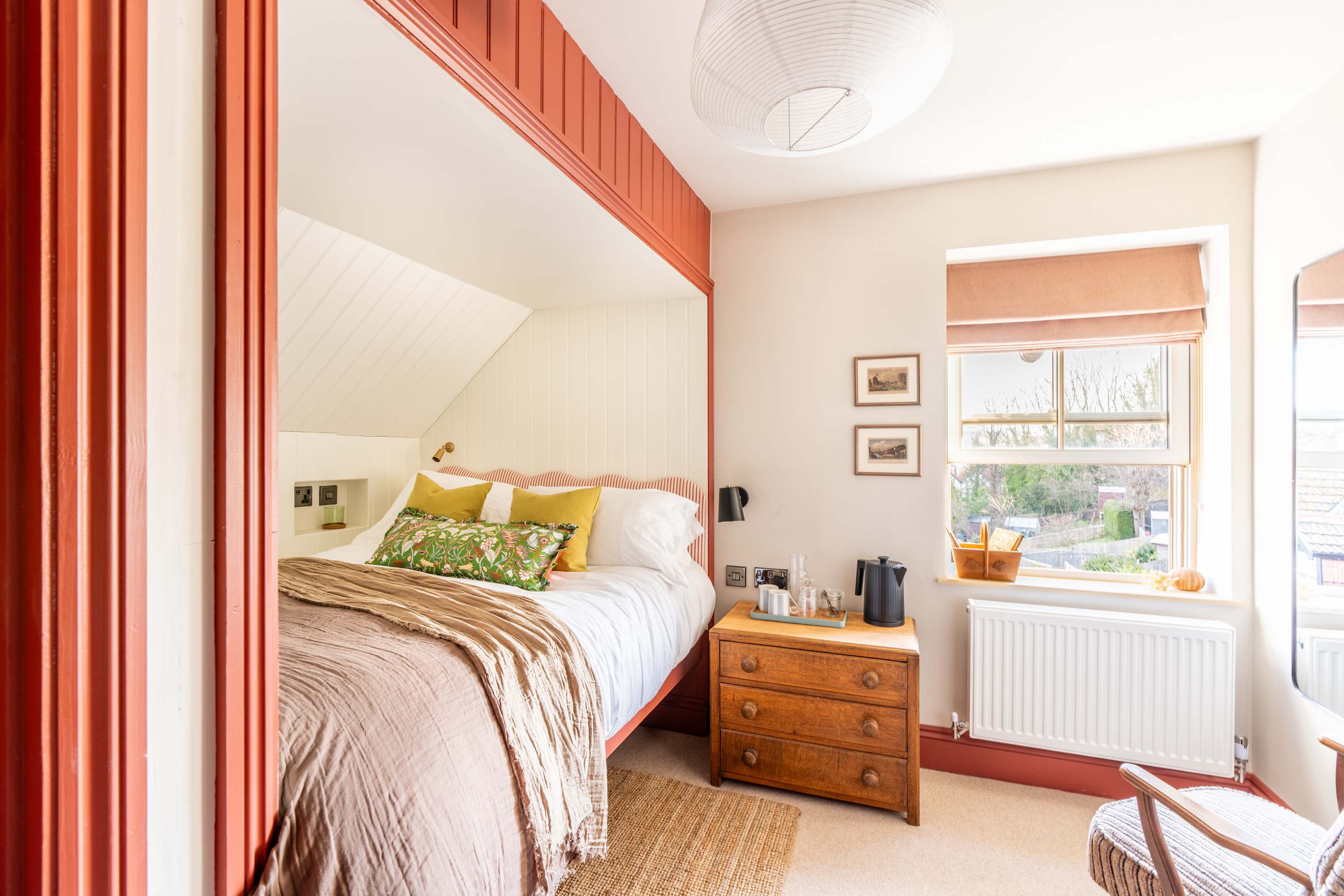 The Willows – Snug Abbey View Cabin Room (10)