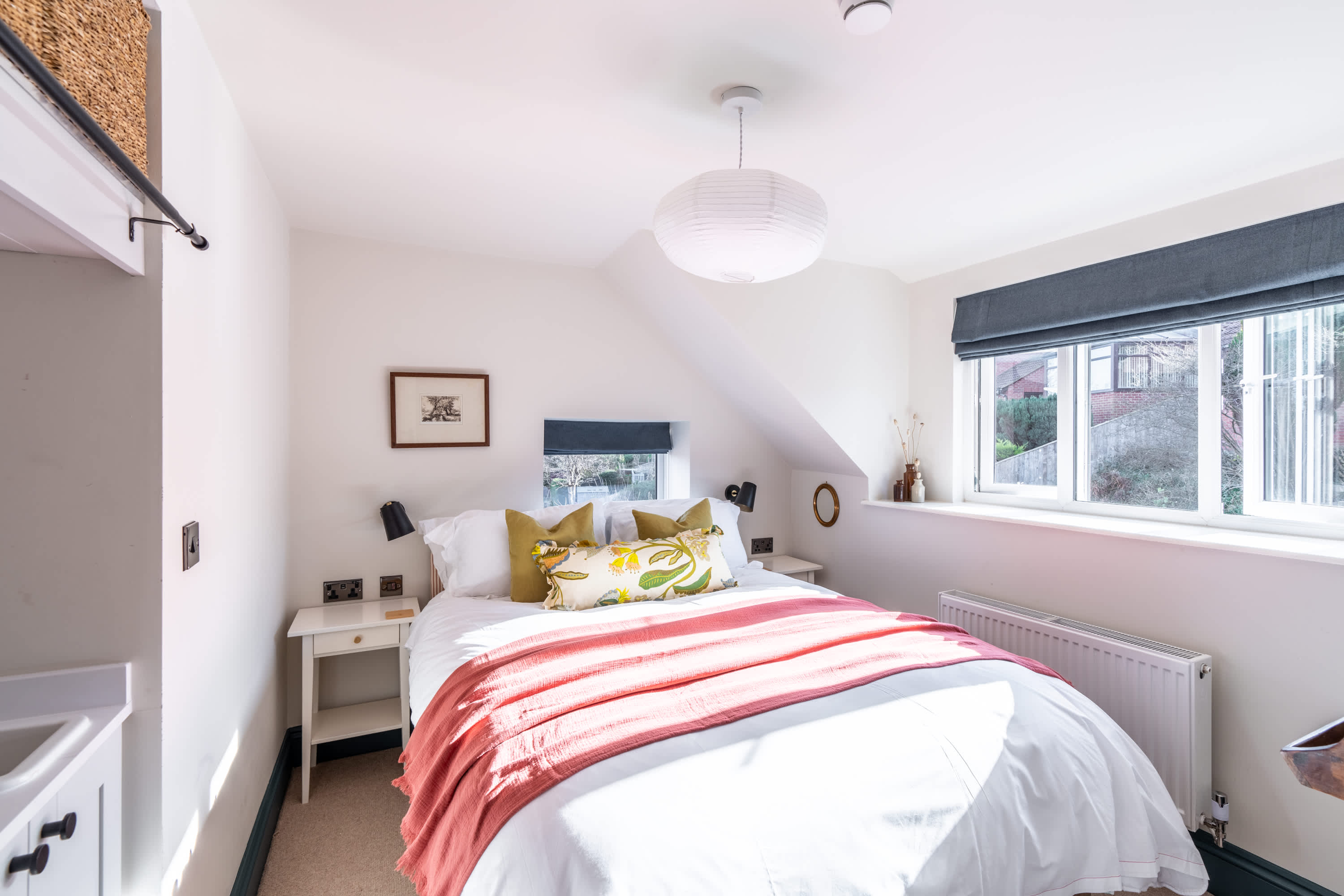 The Willows – Snug Loft King En-Suite (12)