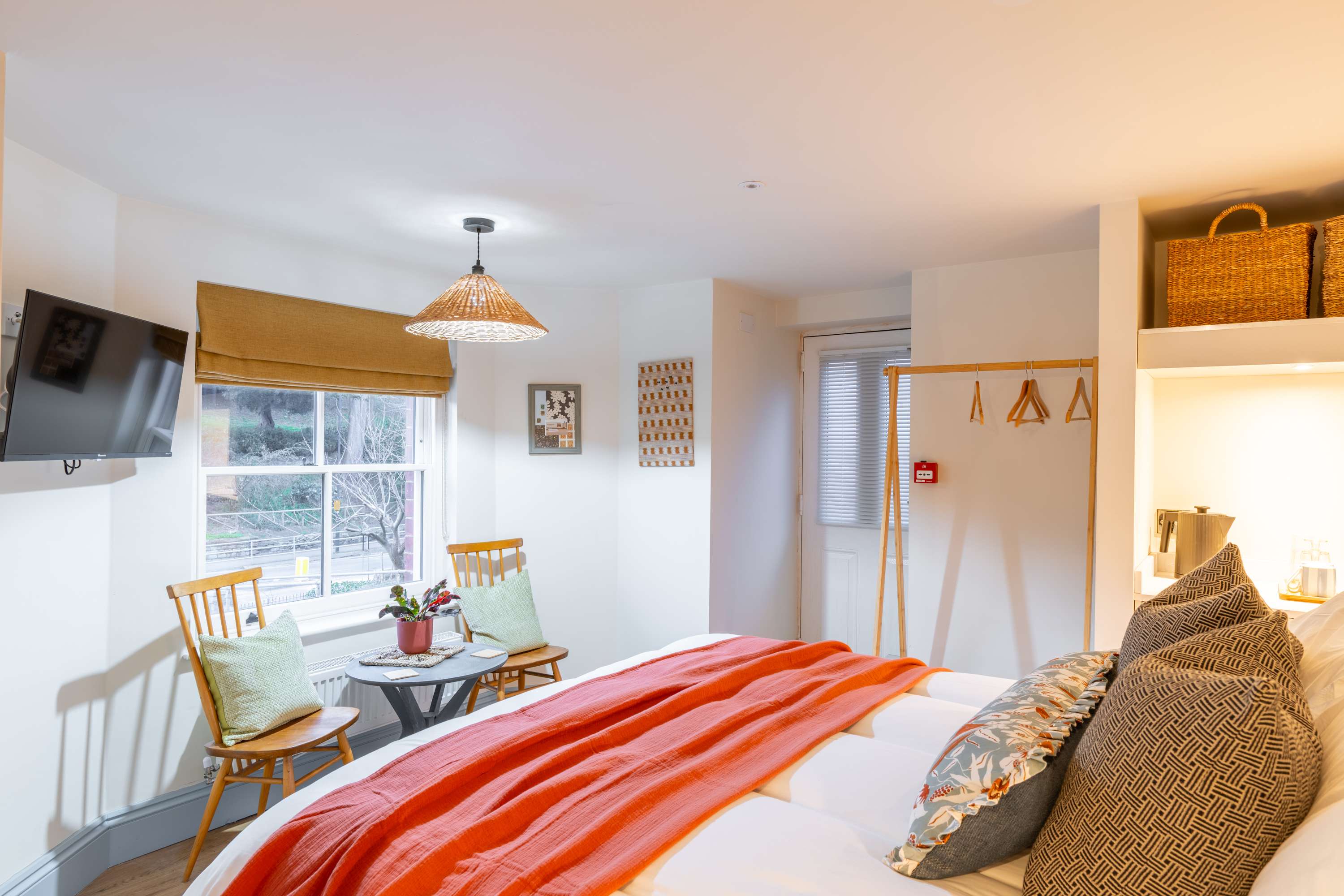 The Willows – Private Self-Contained Ground Floor (14)