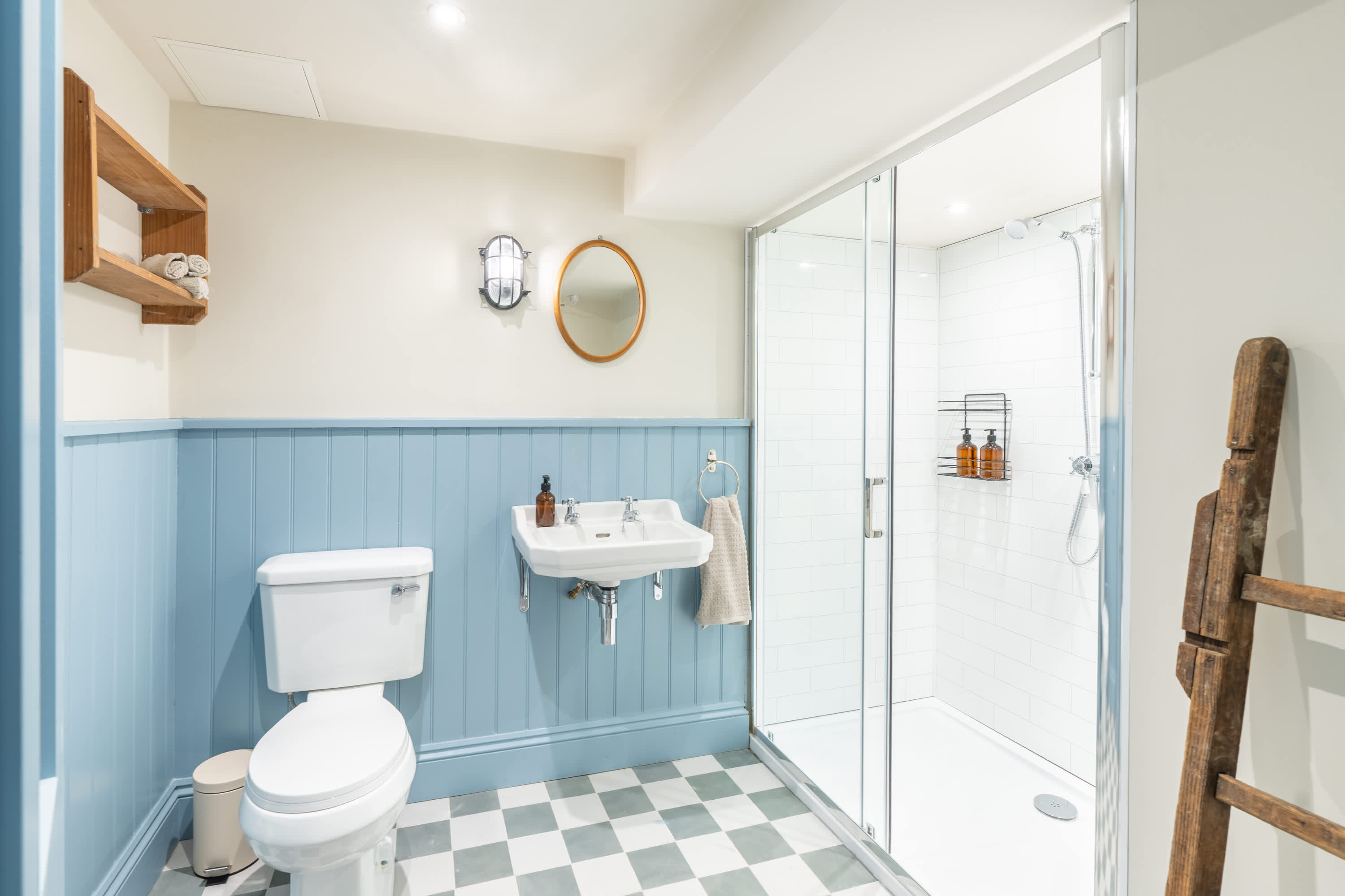 The Willows – Private Self-Contained Ground Floor (14)