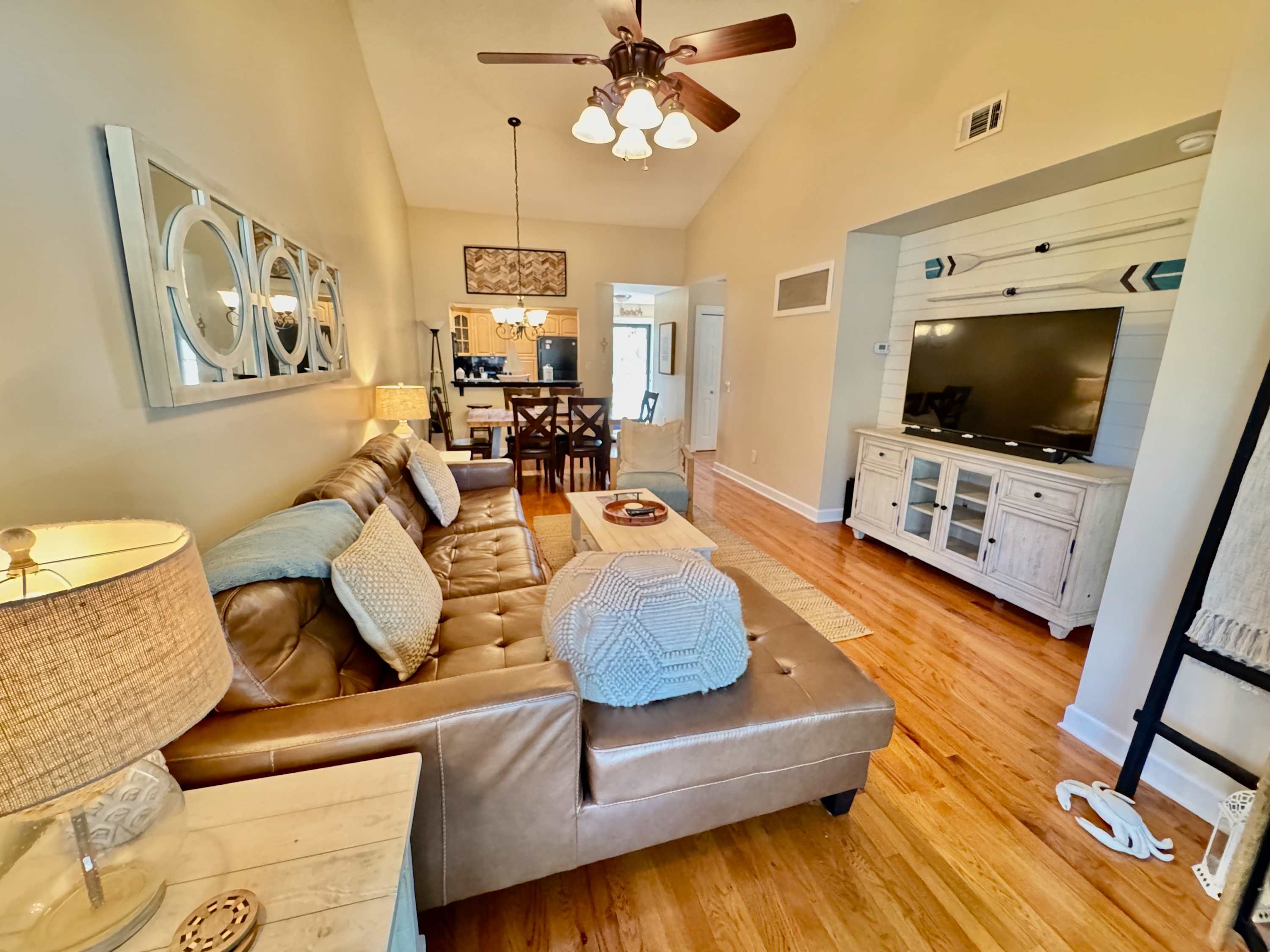 New Coastal 2 bed 2 ba villa - walk to the beach! Pet Friendly!