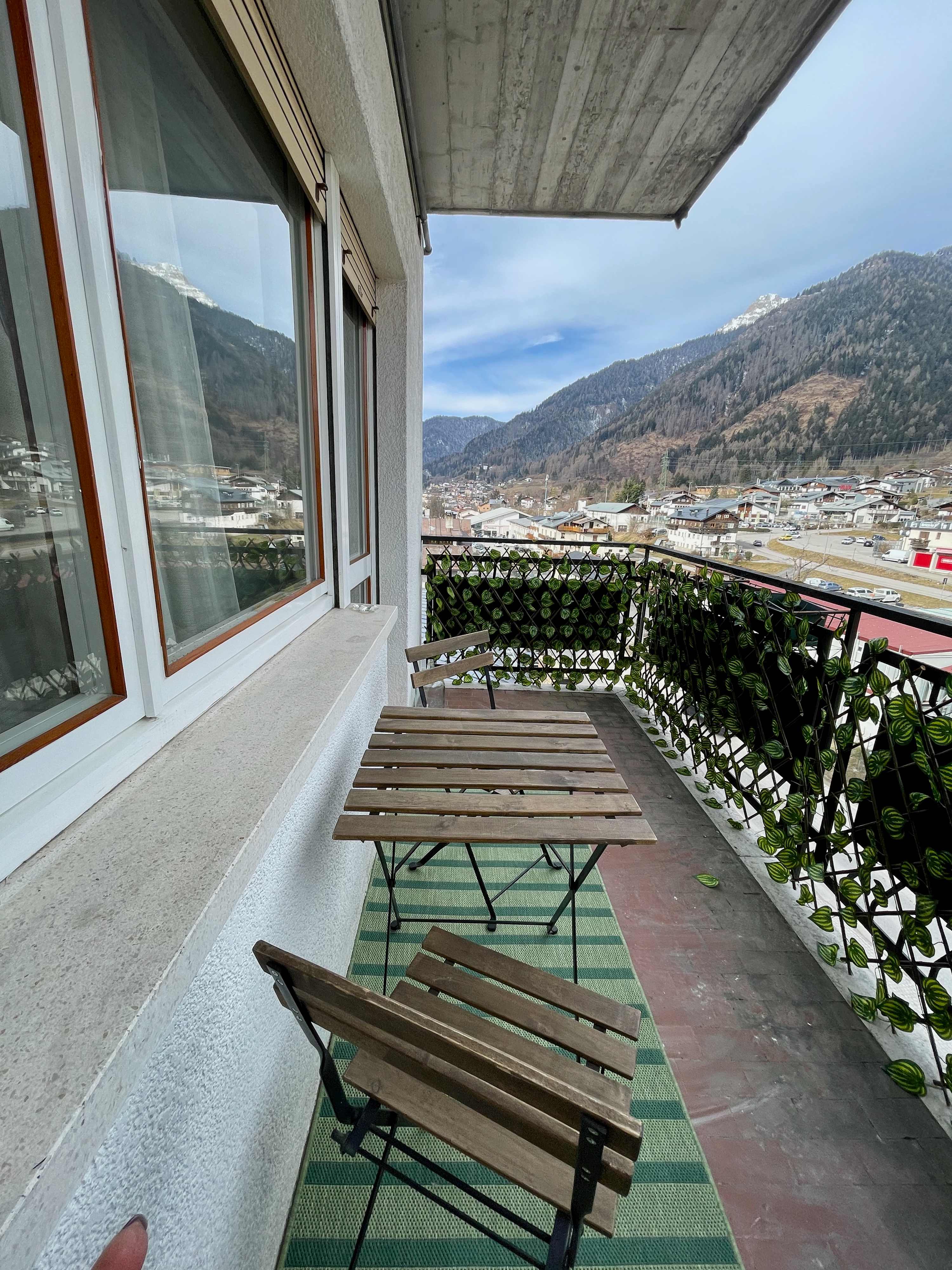 View 2