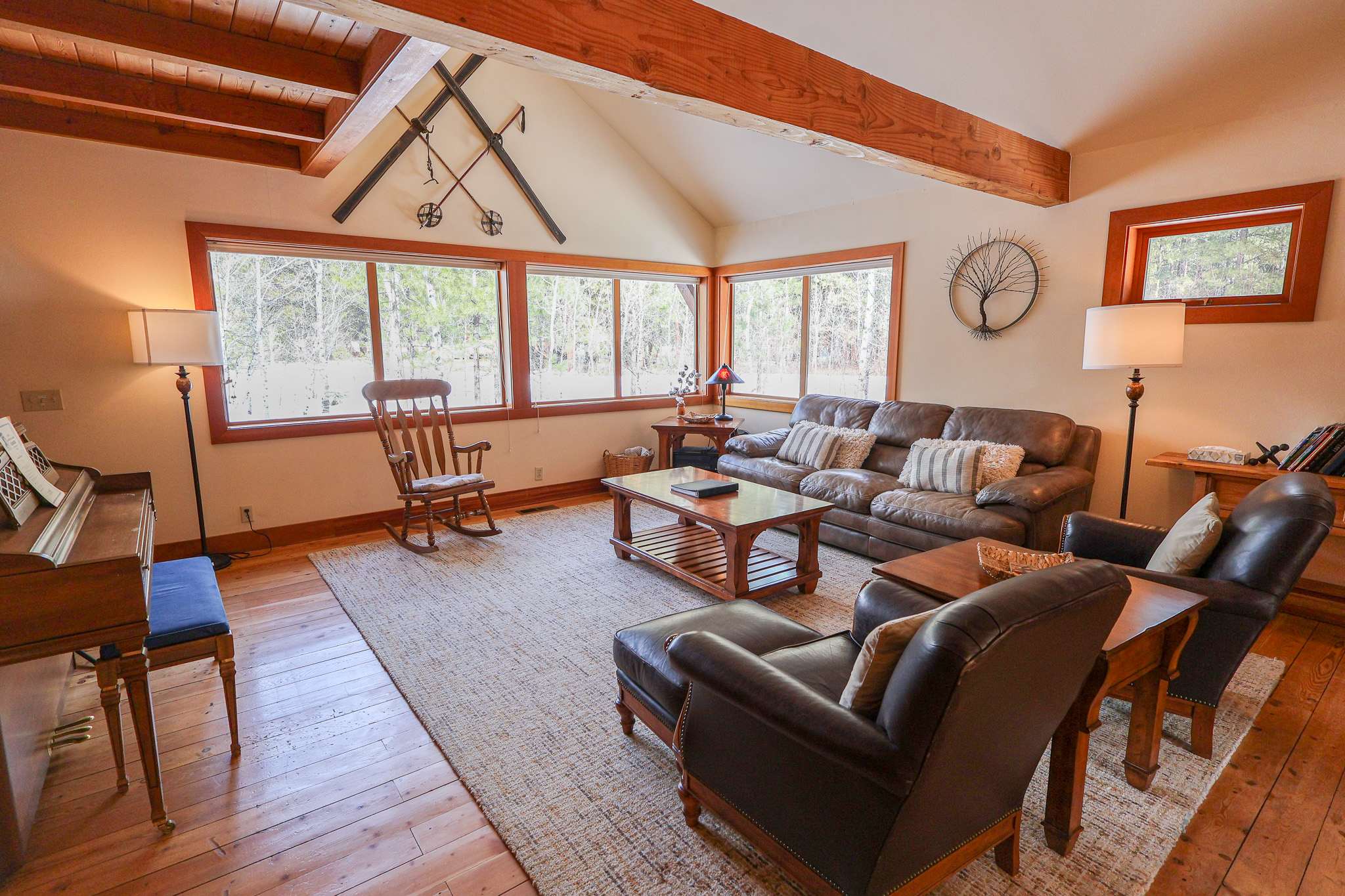 Deer Run Chalet - Alpine Style Retreat in Mazama — Mazama, WA — vacation rental
