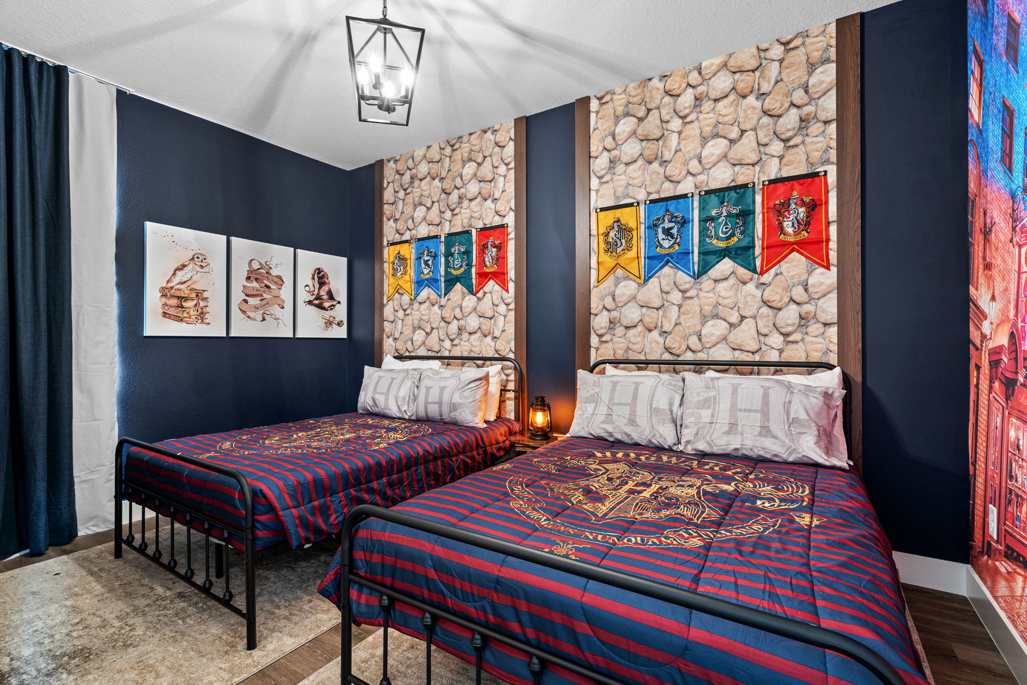Elegant 5BR Home, Mickey & Harry Potter Rooms