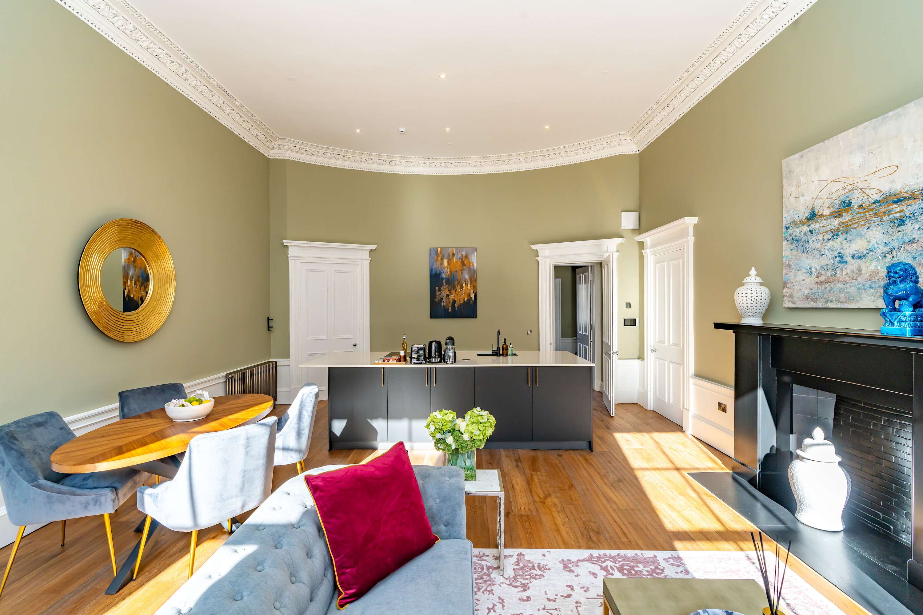Baird Suite - 1 Bed Luxury Apartment — Edinburgh, Scotland — vacation rental