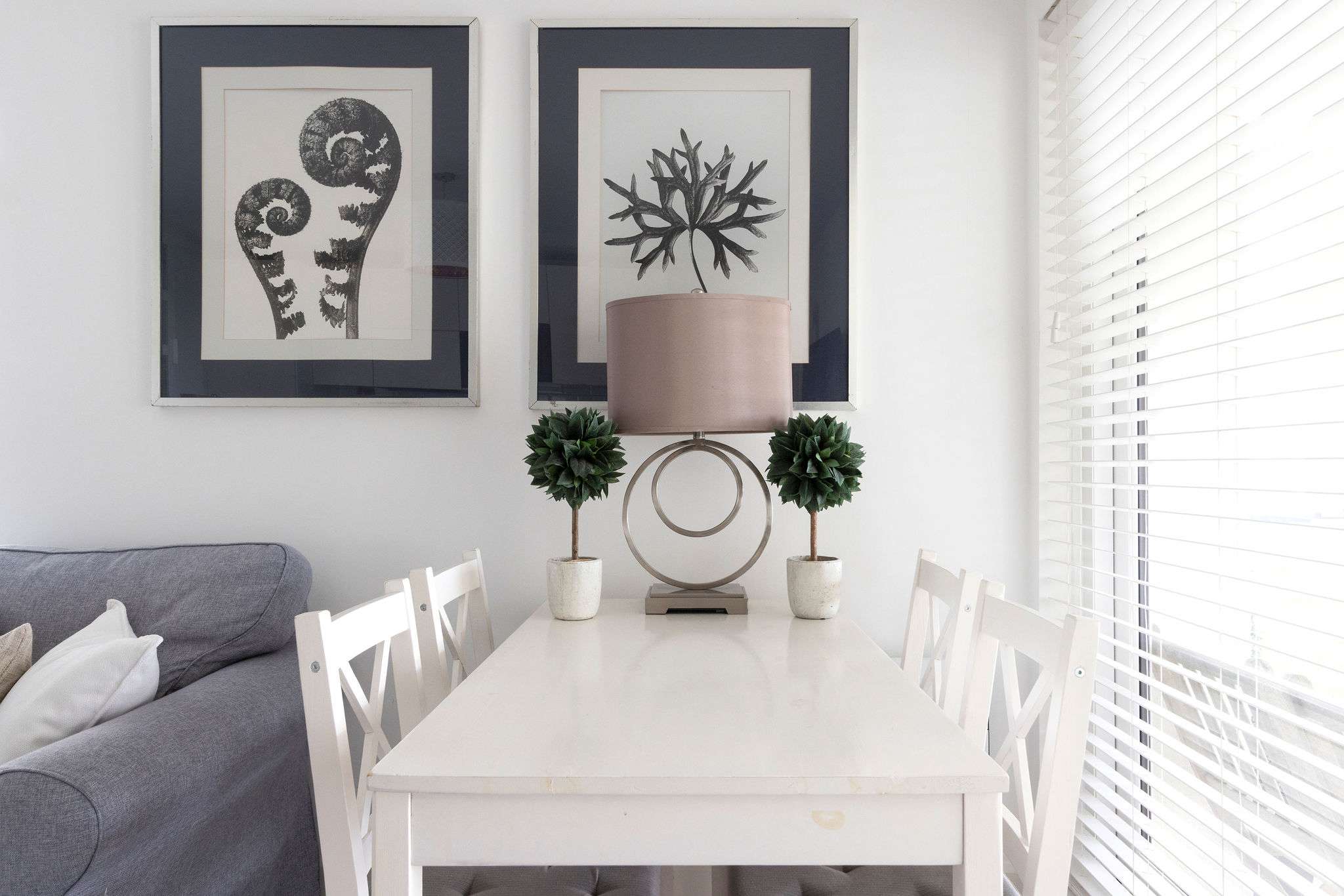 The dining table seats 4 guests, so you can enjoy all meals together.