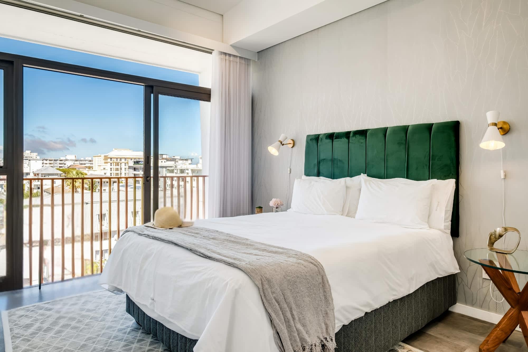 Chic Rooftop Apartment by the Sea 6onN Sea Point 10