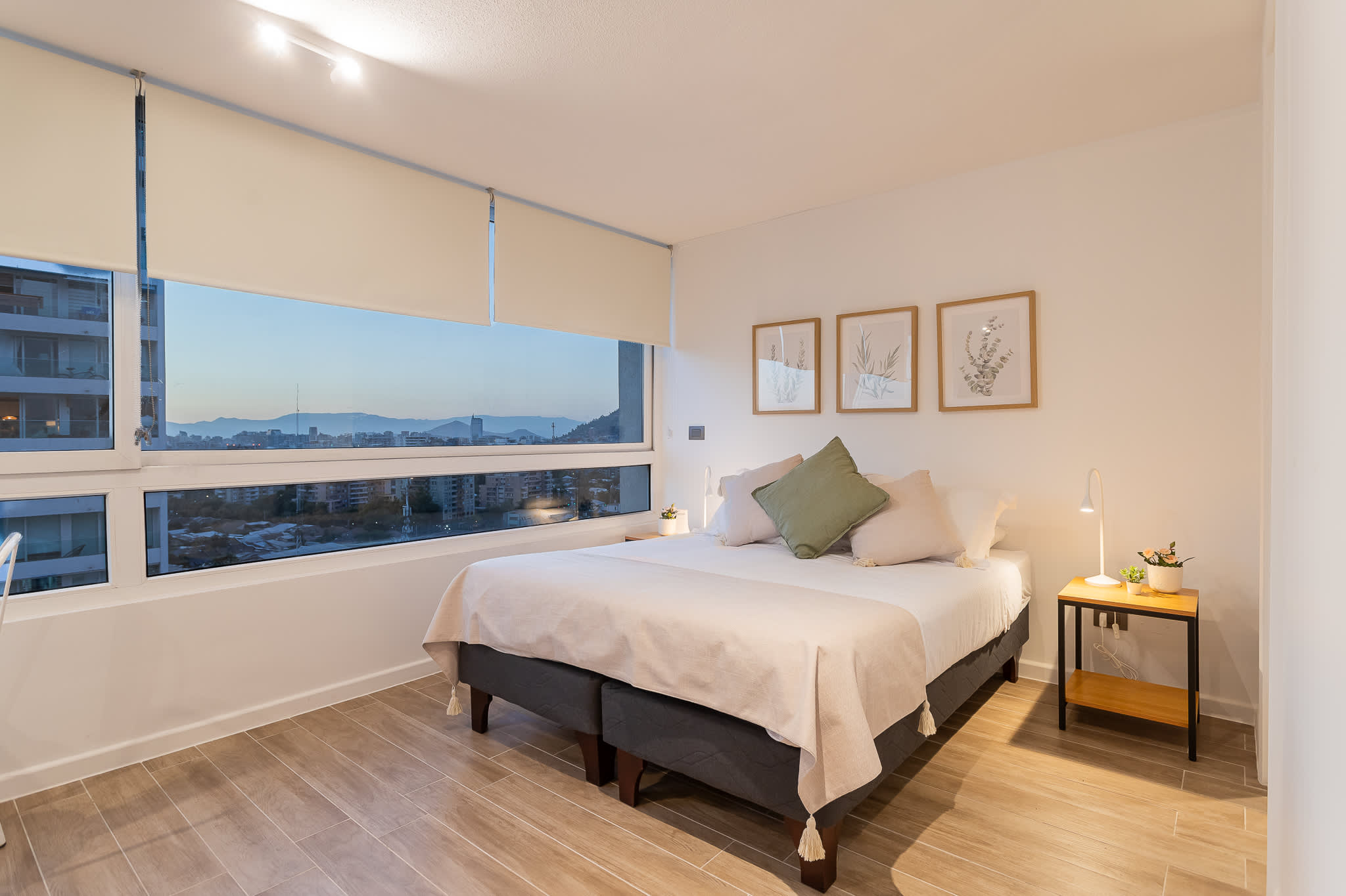 Cozy studio with stunning city views, perfect for a relaxing getaway in the heart of Chile.