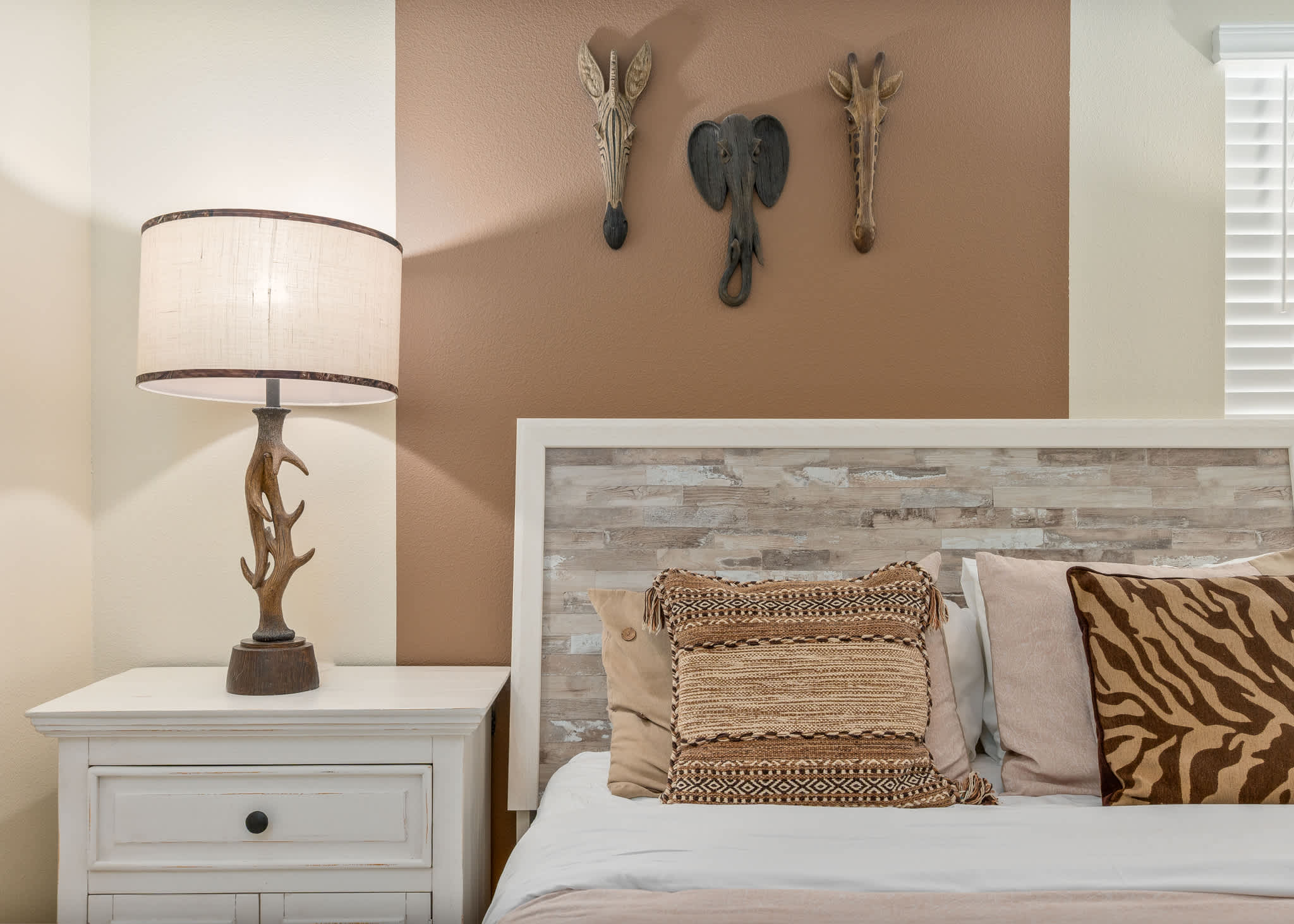 Themed getaway w/ pool & game room