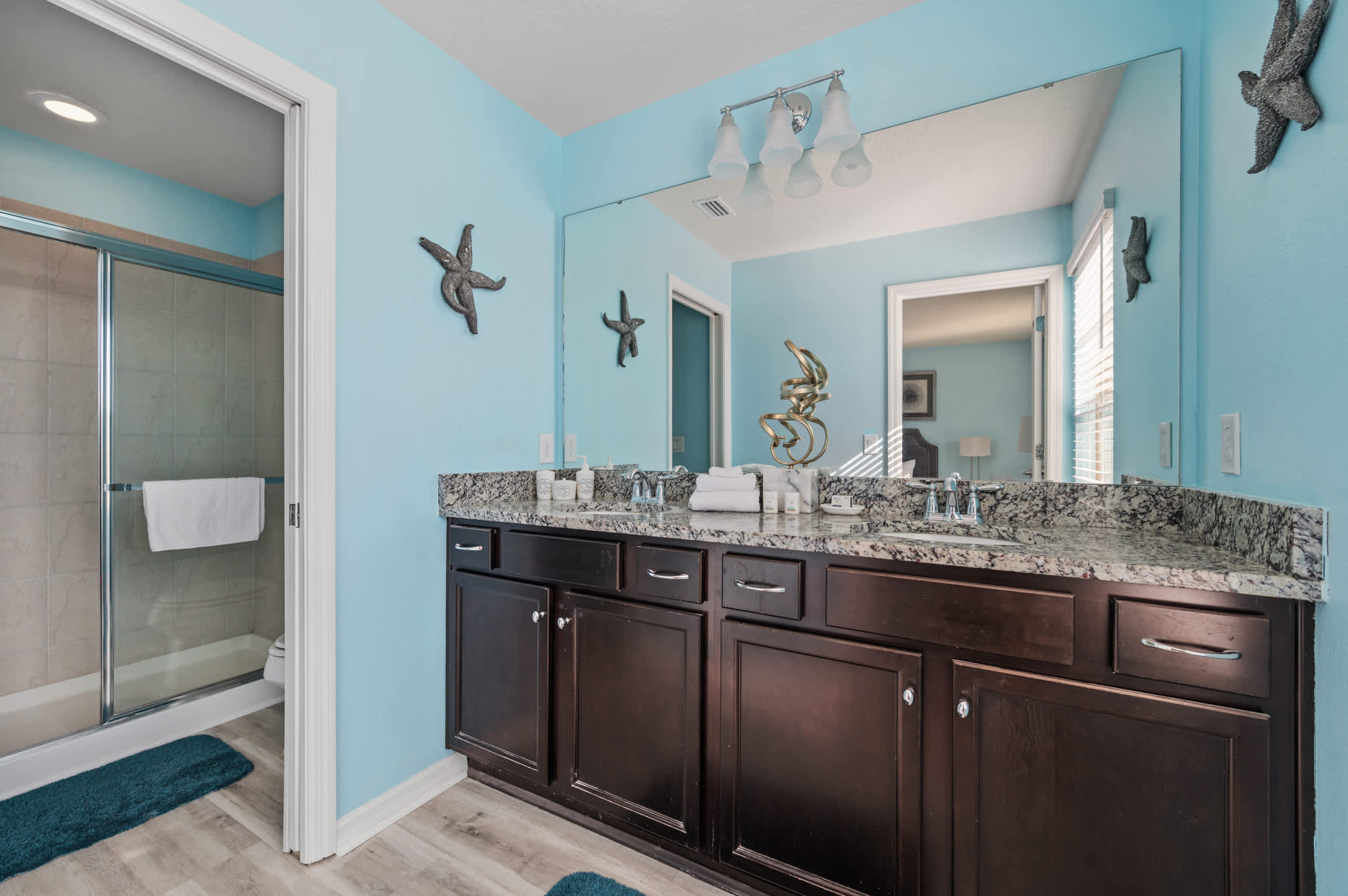 Themed getaway w/ pool & game room