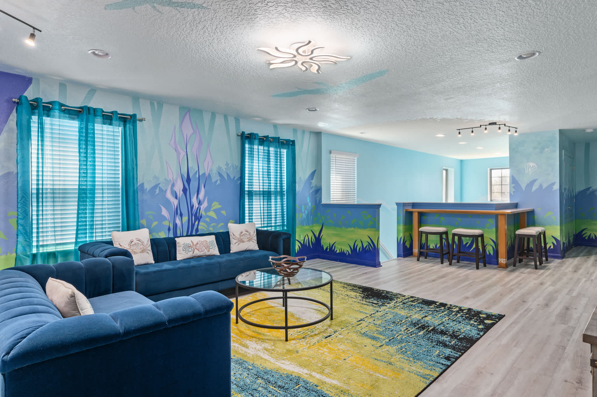 Themed getaway w/ pool & game room