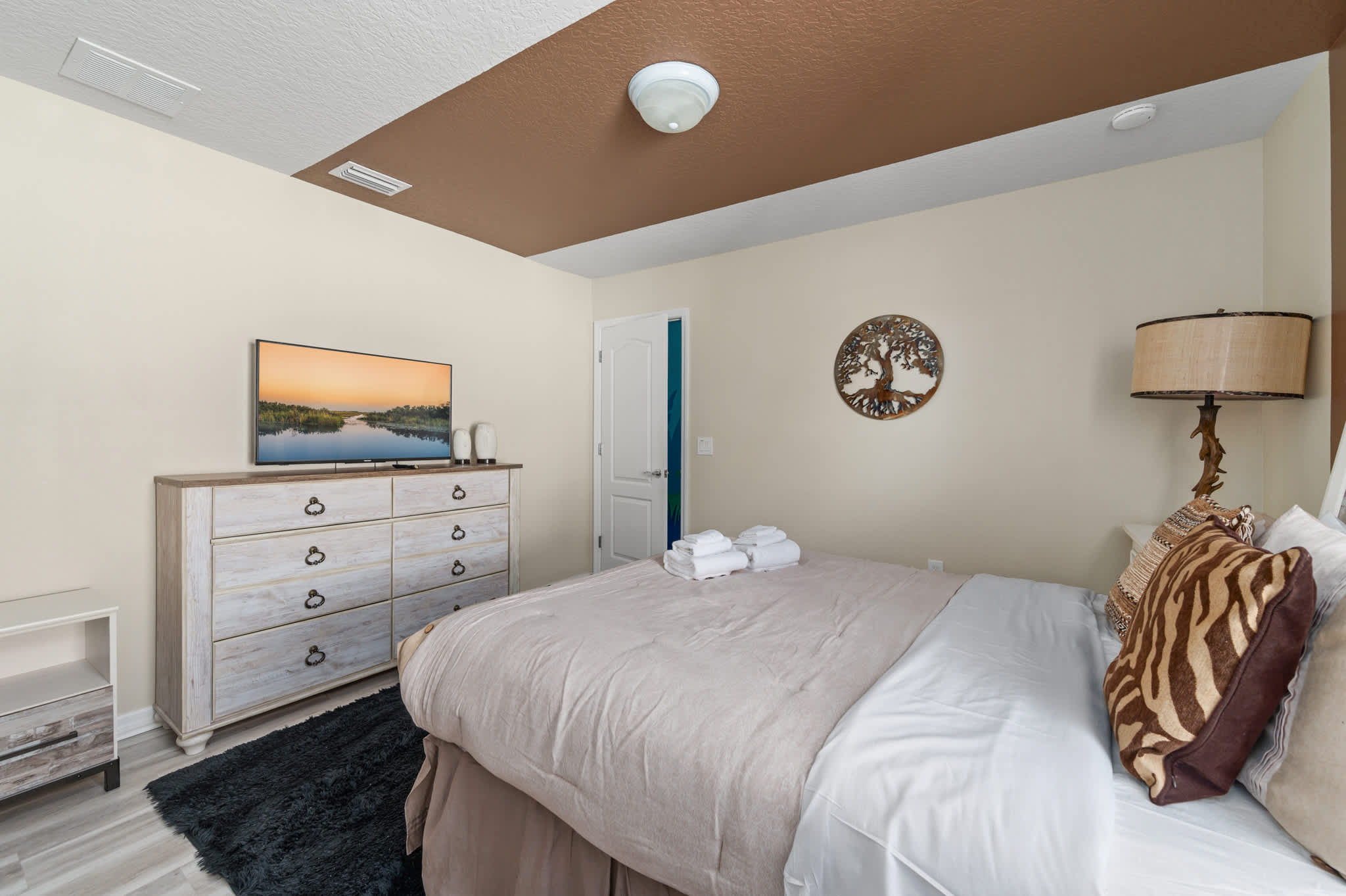 Themed getaway w/ pool & game room