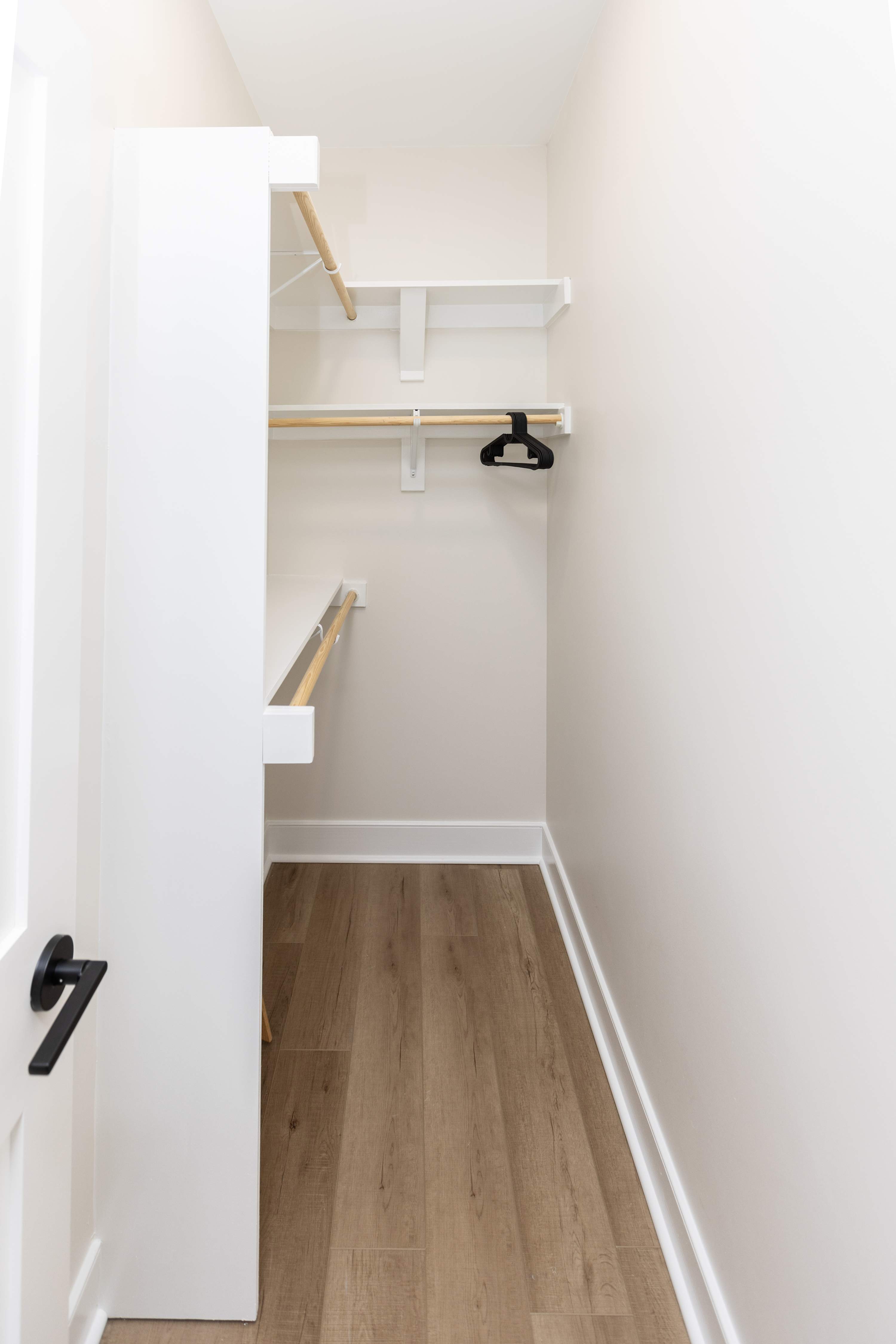 New Build-Rooftop-Steps From the Beach! Unit Vine