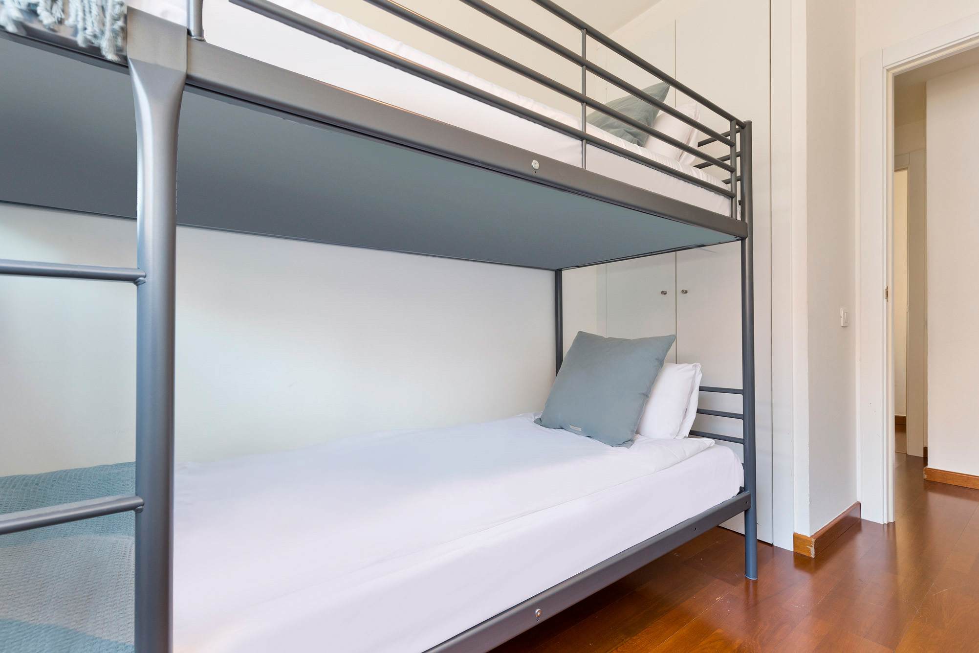 View 5