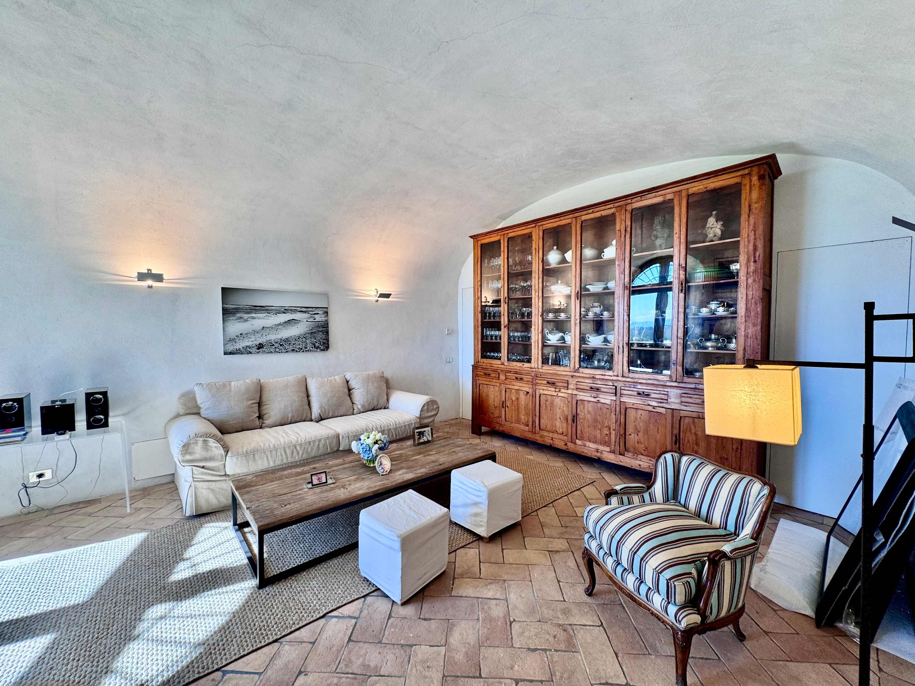 Estate of Joy - Image 18