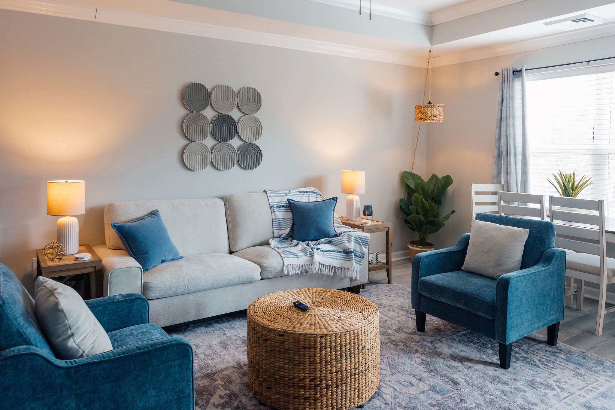 Spacious Living And Comfy Comforts - Charming Boho Retreat - Johnson City