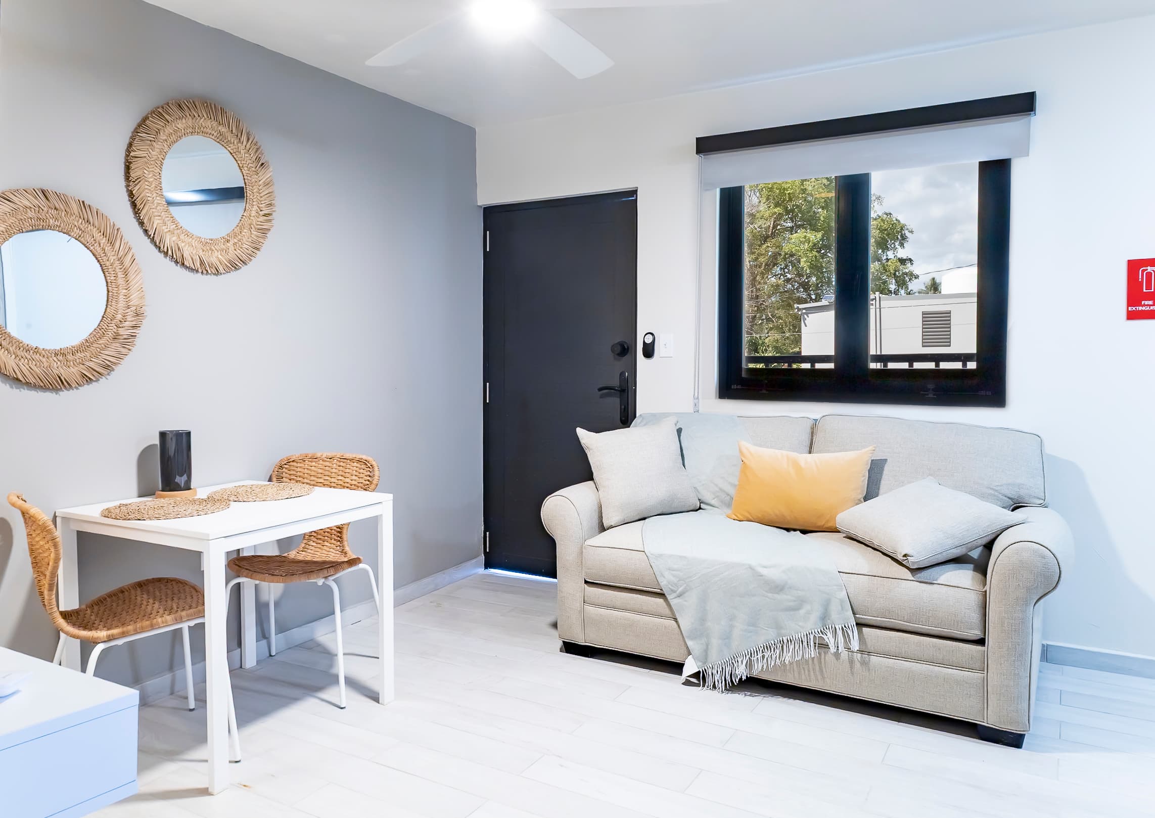 Villas Del Mar 4 · Beachfront Bliss + Walk to Dine - Property photo