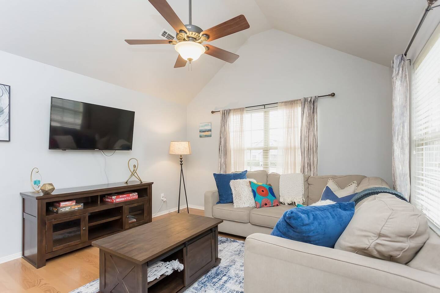 Pedalpoint - MTB Friendly - 1 mi to Coler Trails — Bentonville, AR — vacation rental