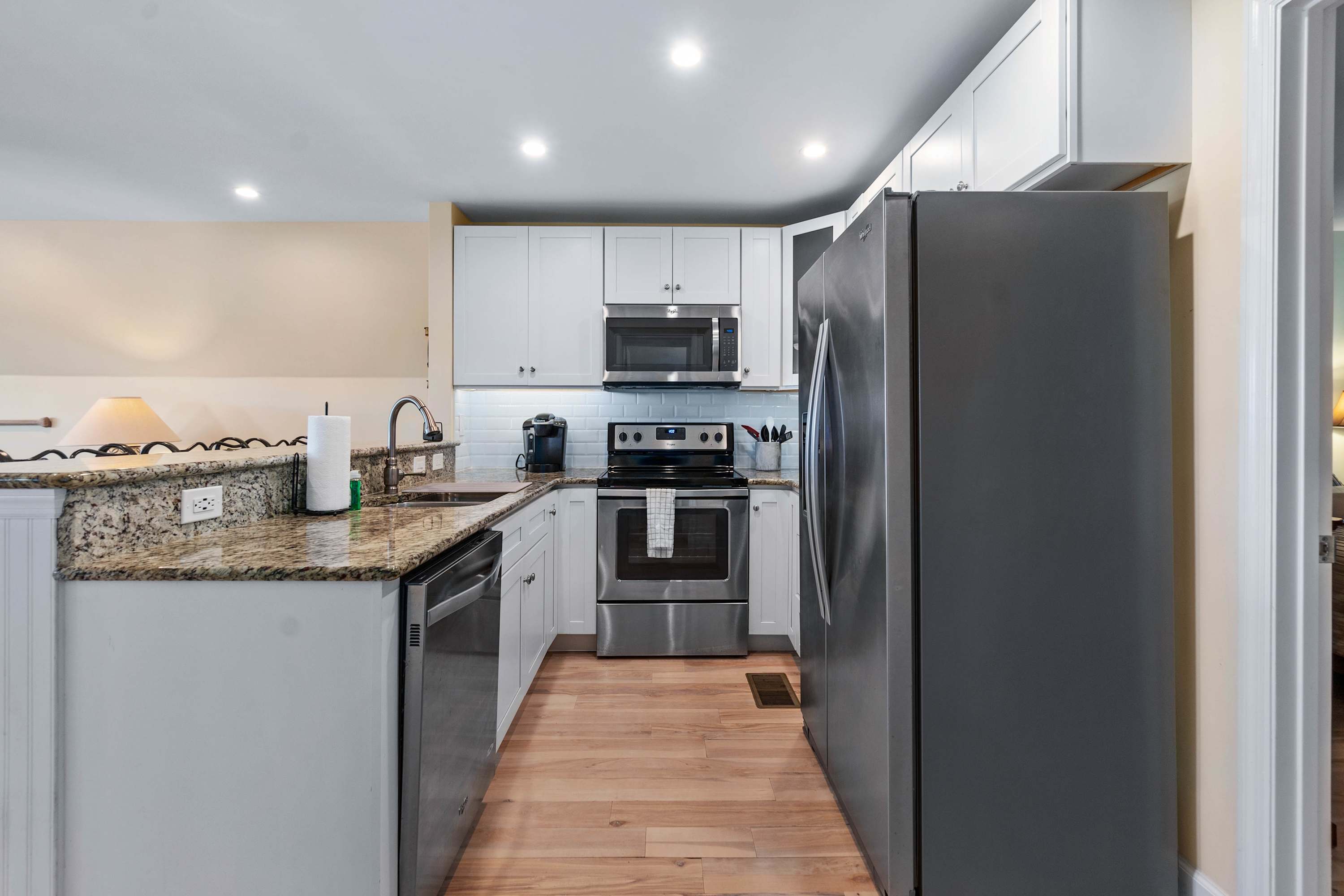 Lighthouse Loft | Marshfront | Walk to Downtown — photo 12