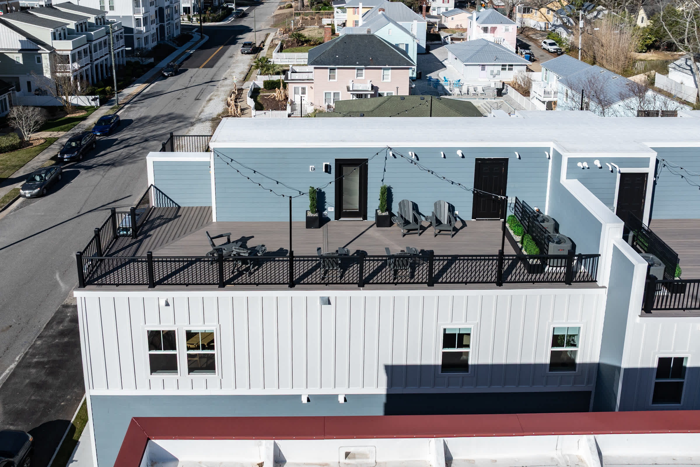 New Build-Rooftop-Steps from the Beach! Unit Salt