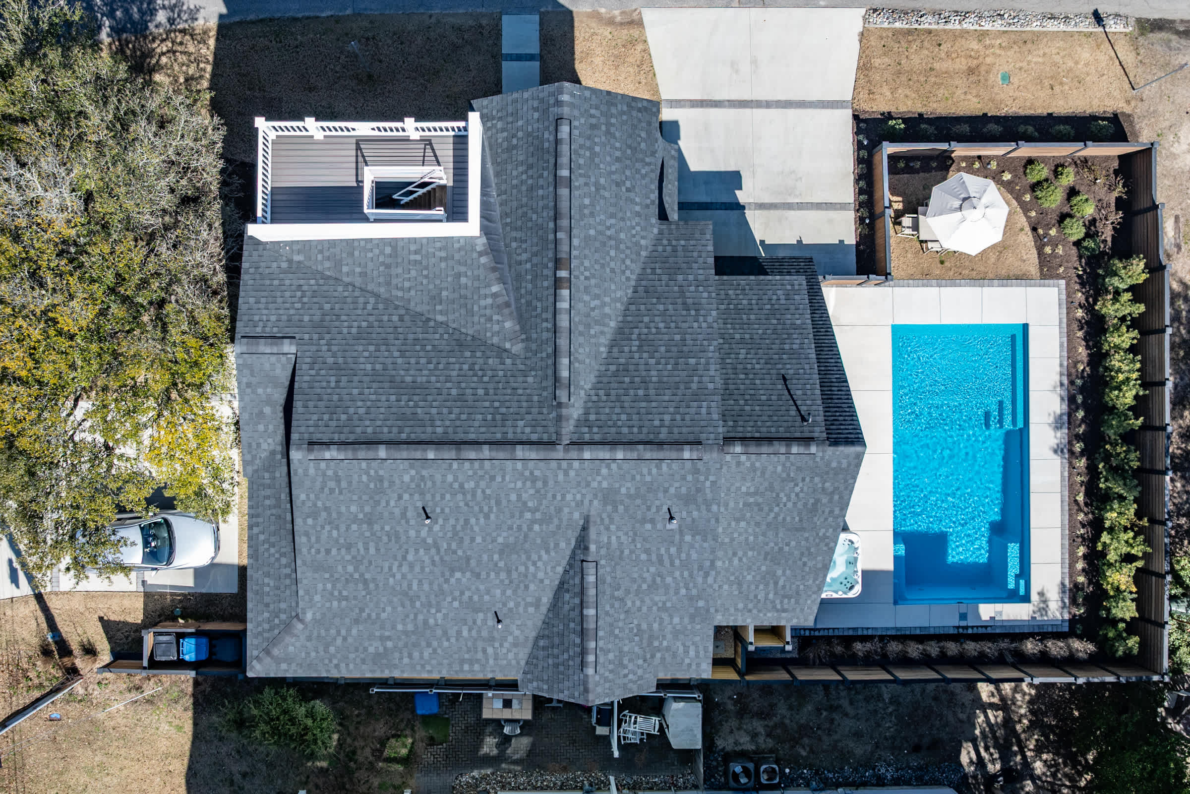 Bayberry House  Luxury, Modern, Steps to the Beach