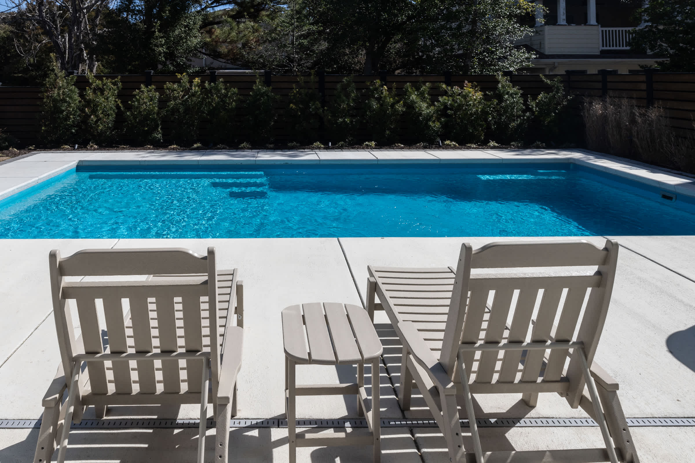 Bayberry House  Luxury, Modern, Steps to the Beach