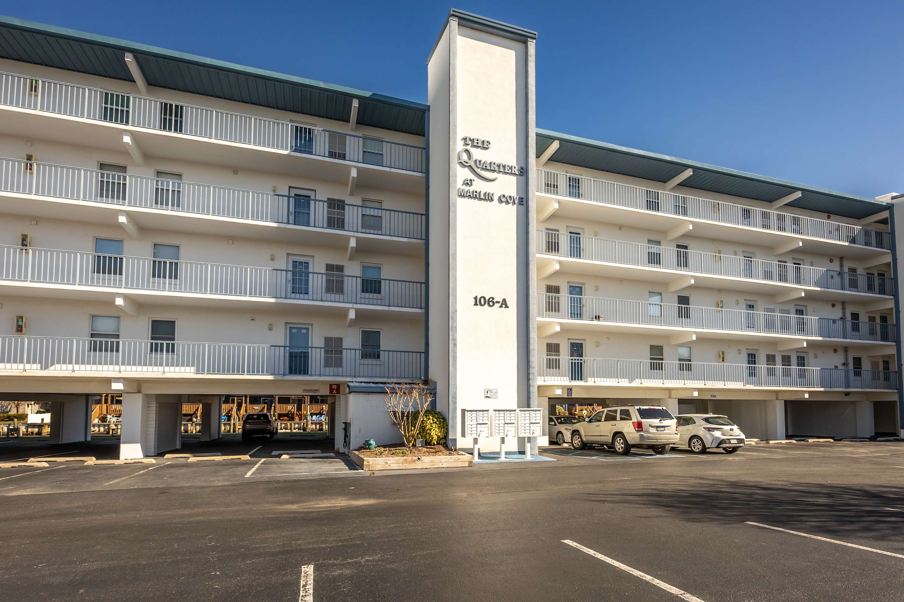 Marlin Cove - 2 BR, Sleeps 6, Pool - 120th Bayside — Ocean City, MD — vacation rental
