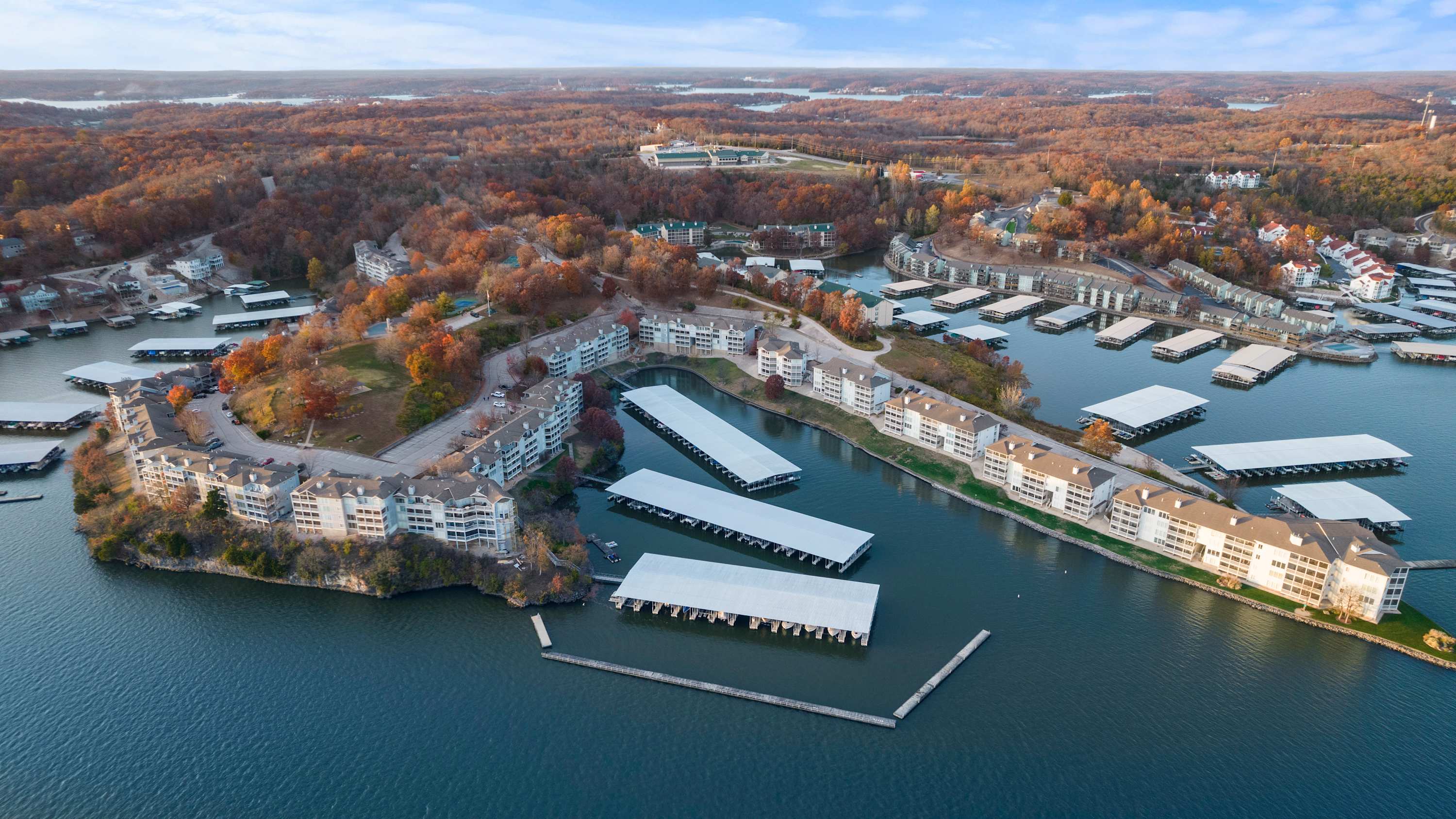 |3B 3B | Lakefront | Boat Dock |Seasonal Pool - Foto 33