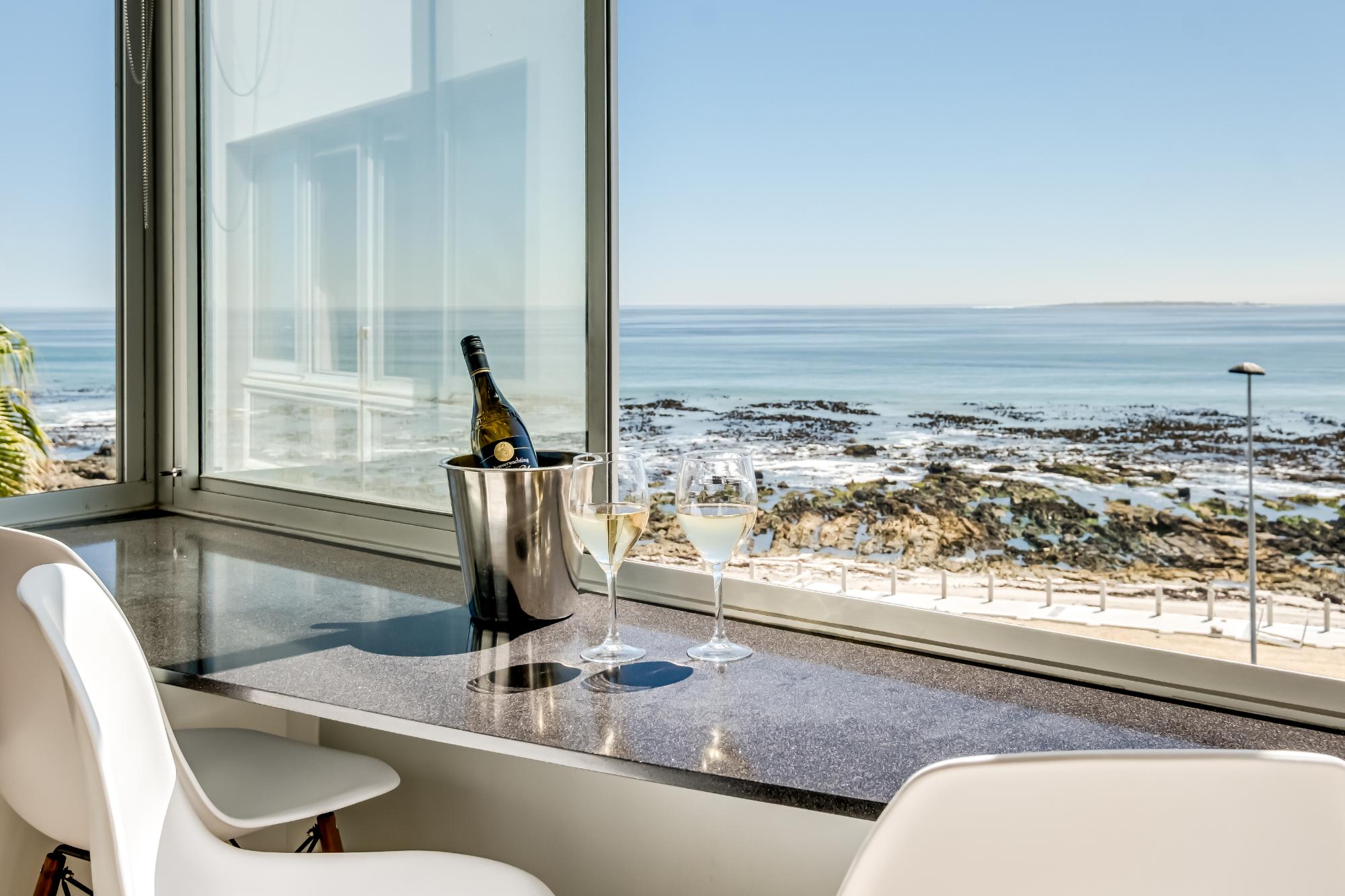 Beautiful Apartment walking Distance to the Ocean Atlantic Views 5
