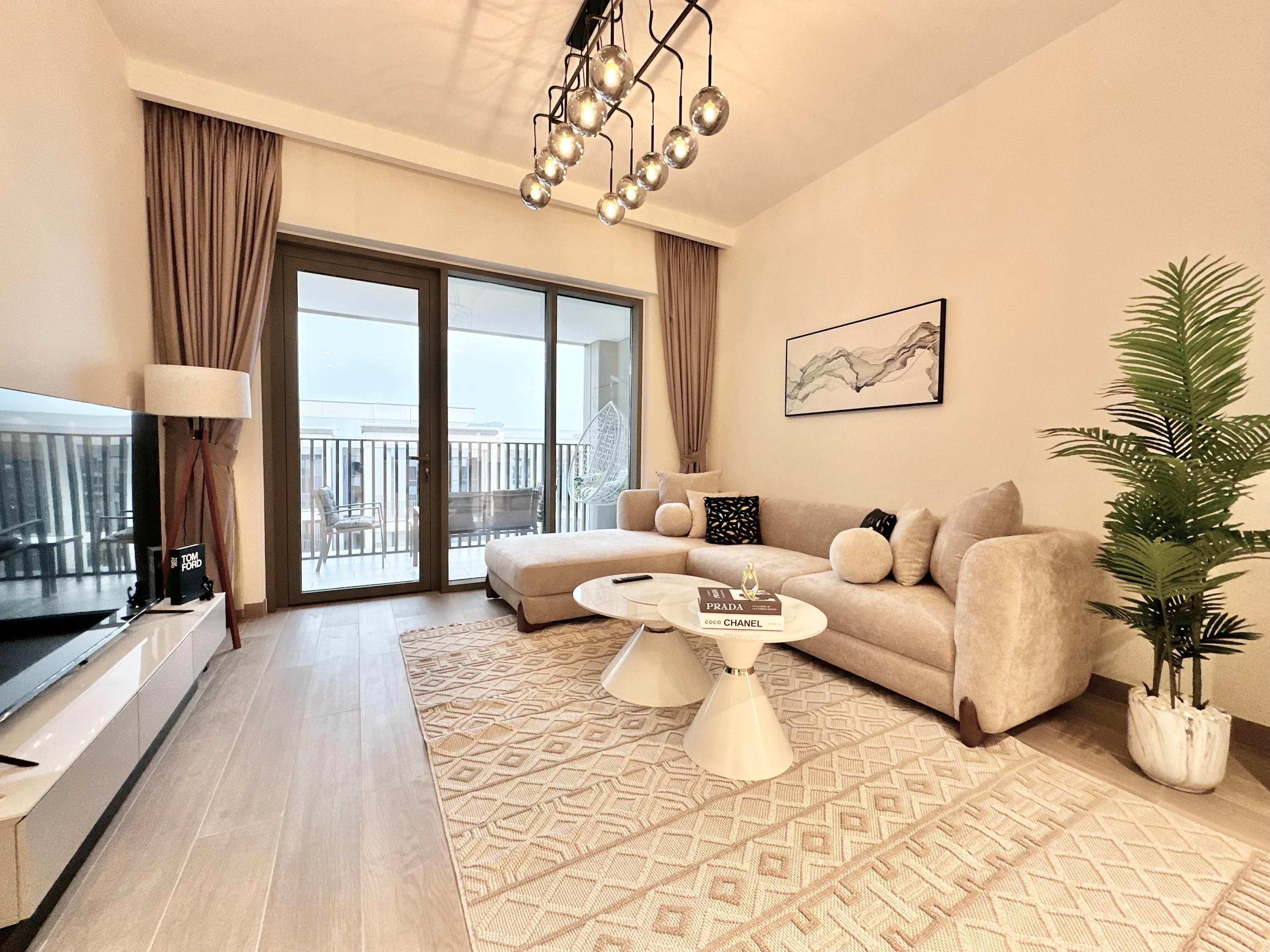 Dweller - Stylish 1-Bedroom in Creek Beach — Dubai, Dubai — vacation rental