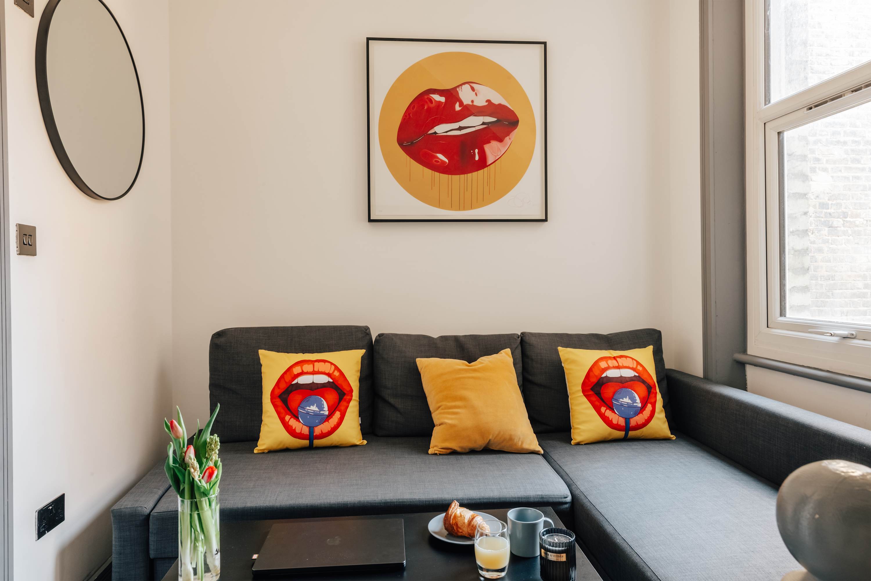 Cosy and modern duplex in the heart of Earls Court in Earls Court Road 207 SW5 9AN - Property image 9 - VivreStays