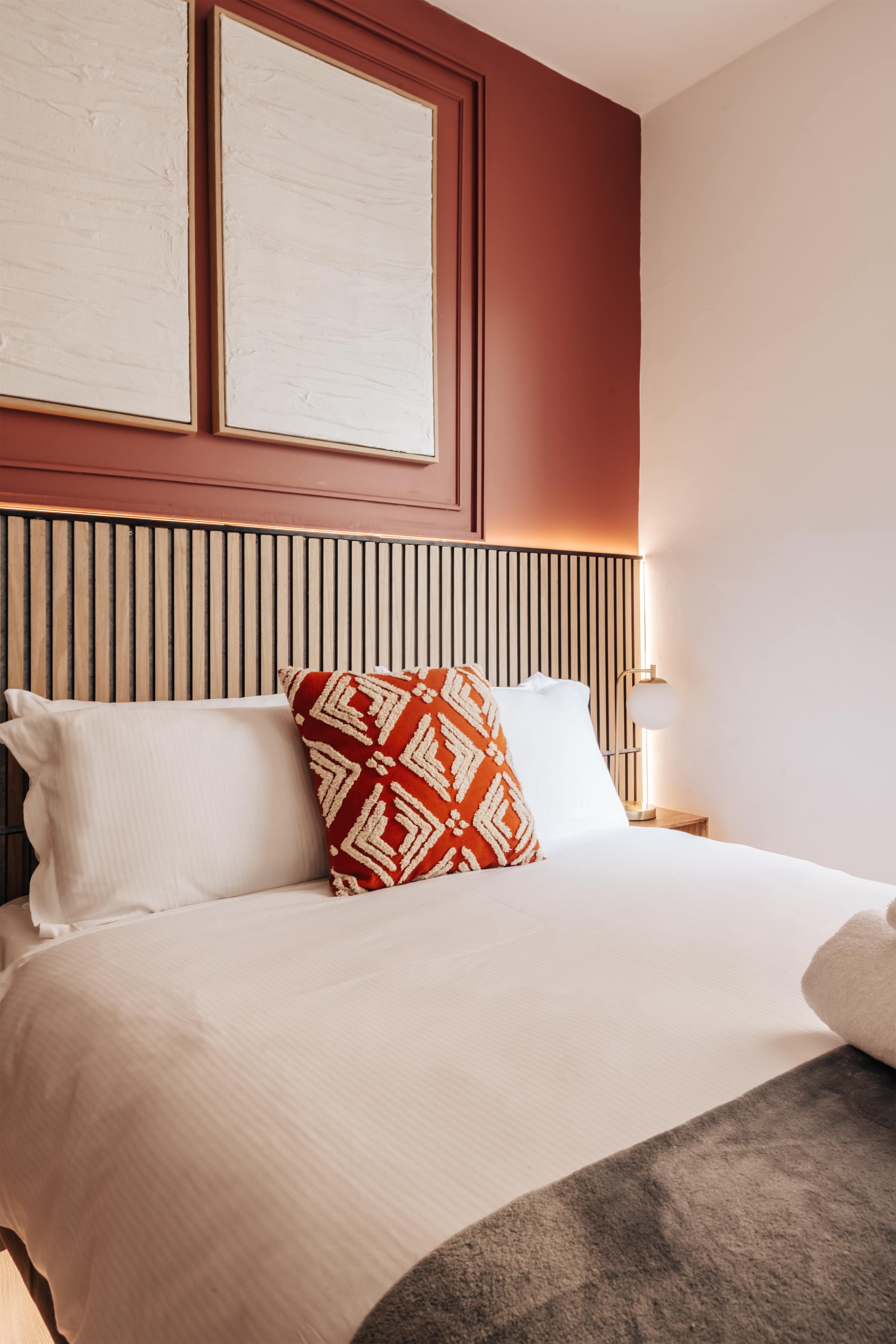 Cosy and modern duplex in the heart of Earls Court in Earls Court Road 207 SW5 9AN - Property image 6 - VivreStays