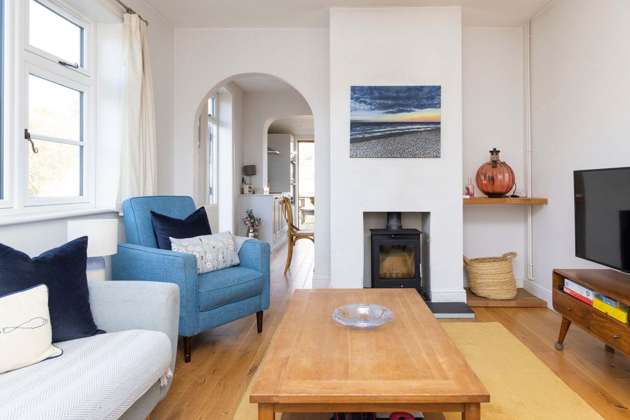 Charming Seaside Cottage – 5-Min Walk to Beach