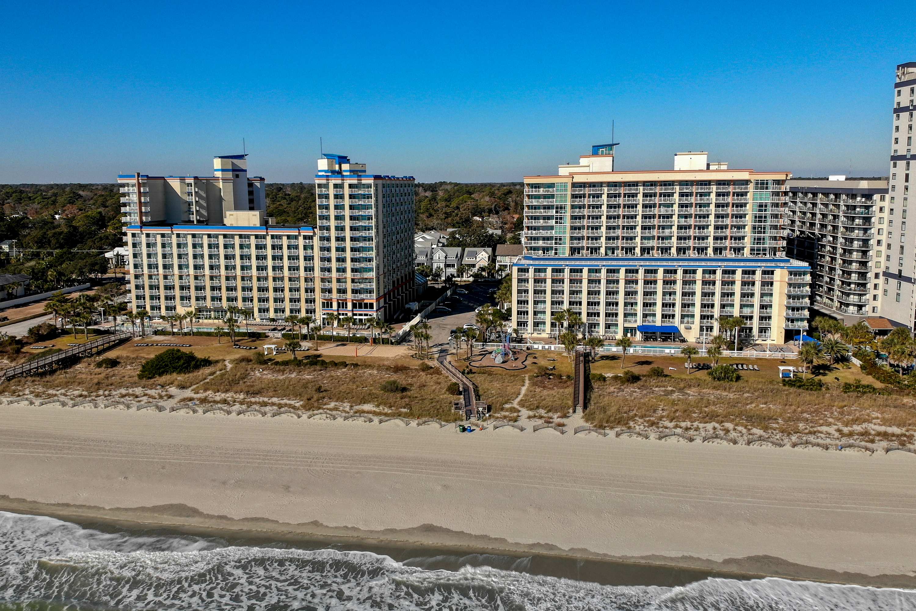 2BR Beachfront Condo with Dunes Village Best Views | Photo 44