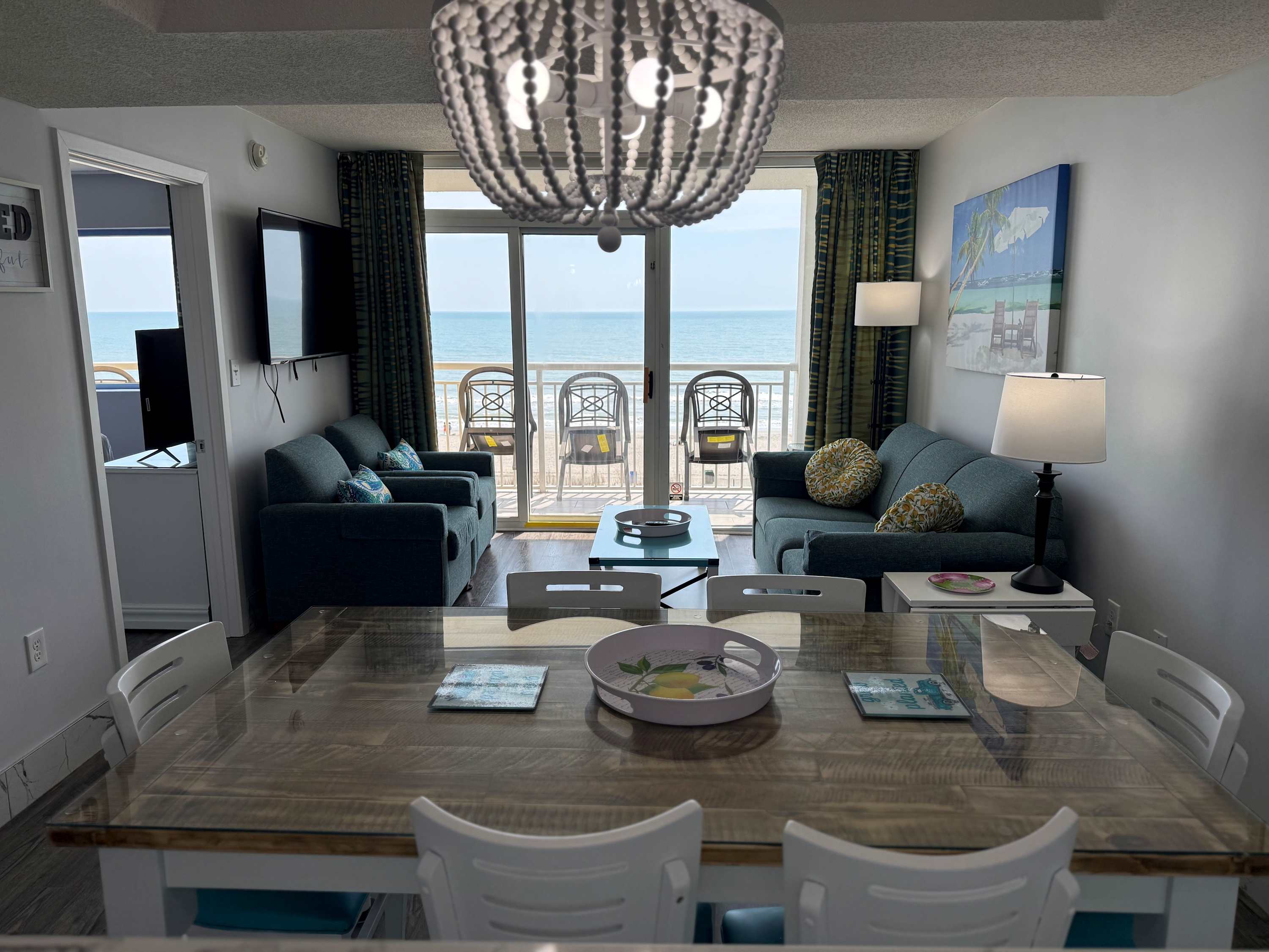 NEW Oceanfront 2br2ba - Camelot 411 โ Myrtle Beach, SC โ vacation rental