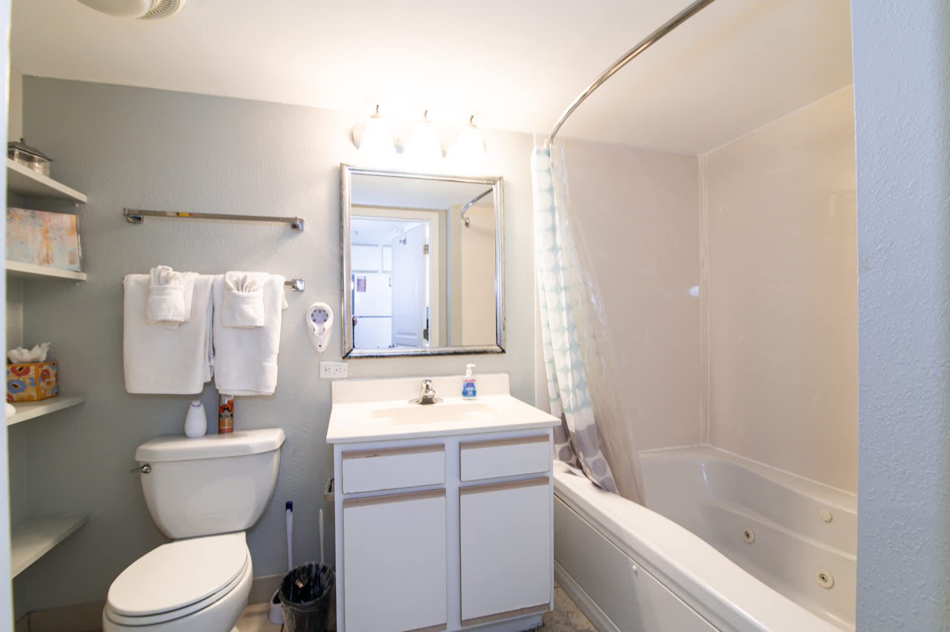Couples Retreat King Oceanfront Suite