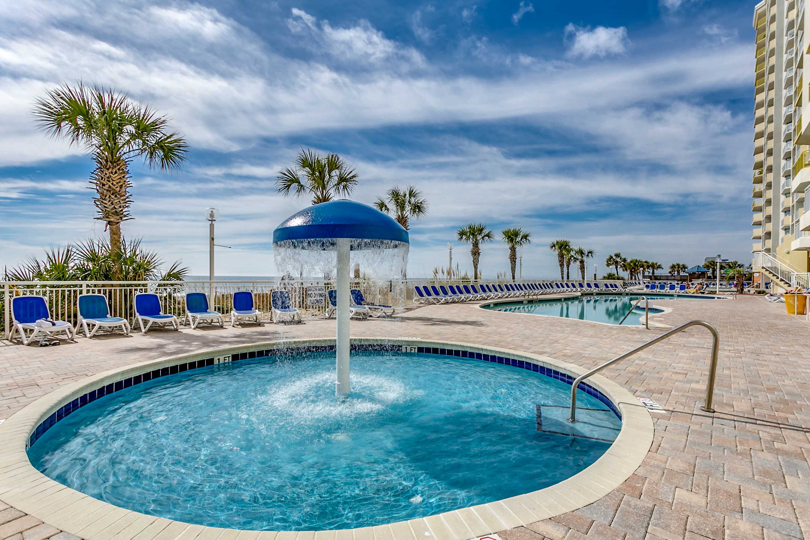 Couples Retreat King Oceanfront Suite