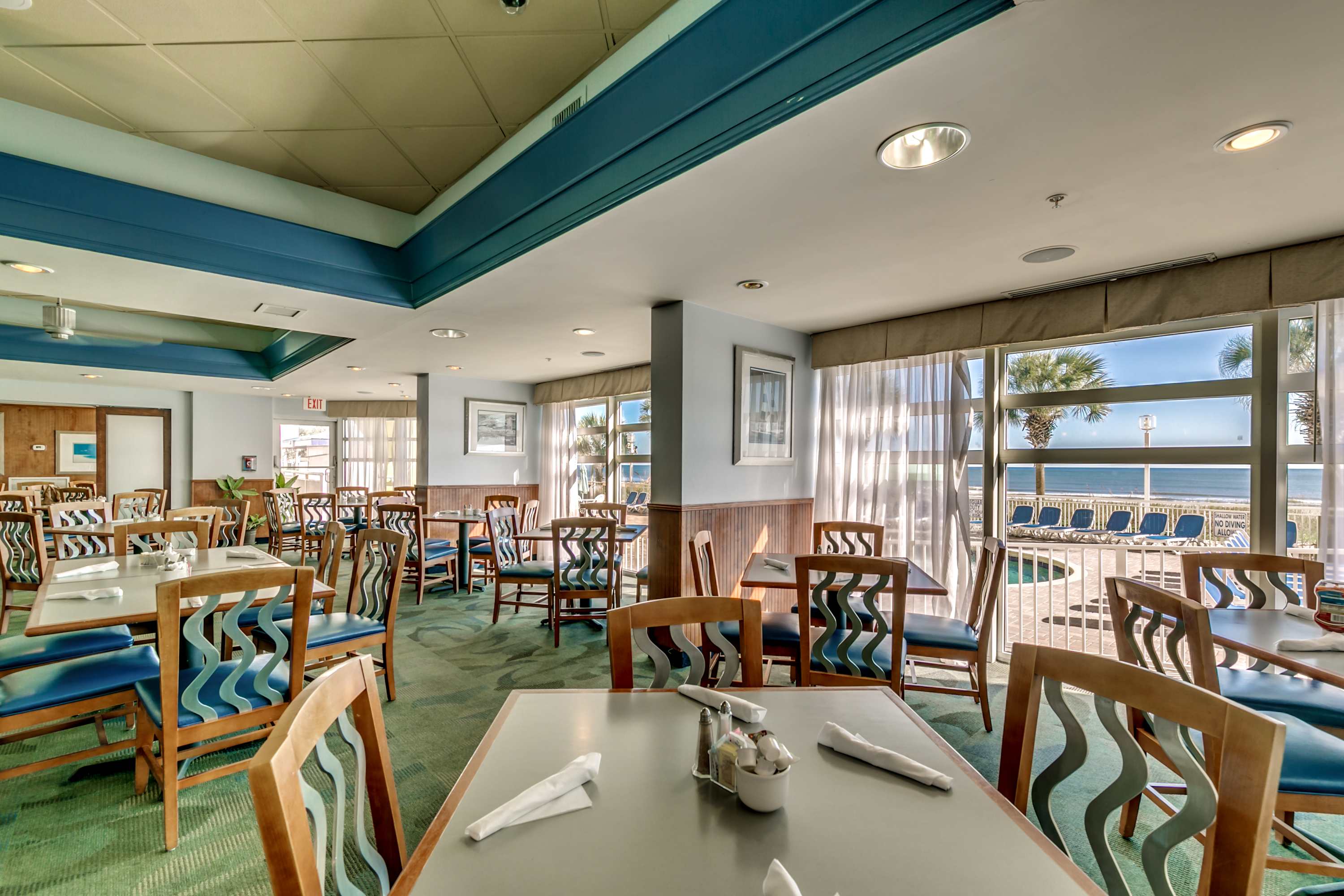 Bay Watch Resort Luxe Oceanfront End Unit