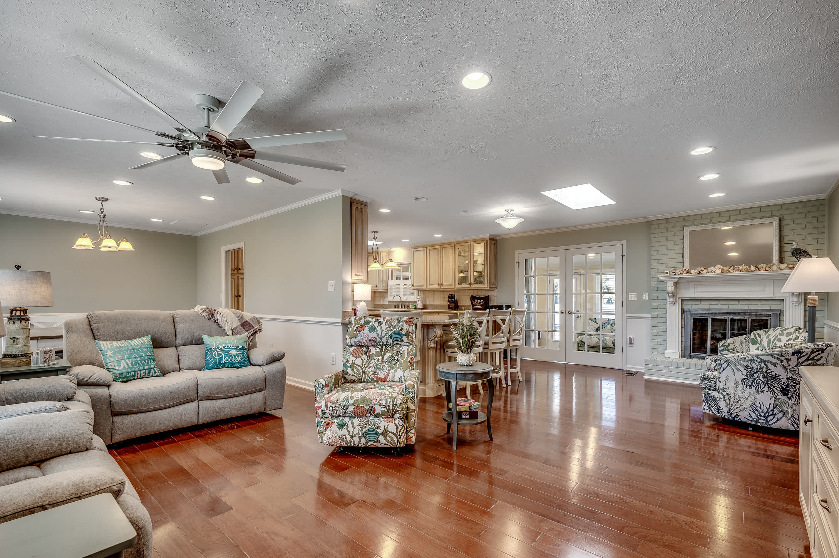 Tipsy Turtle Pet Friendly Family House