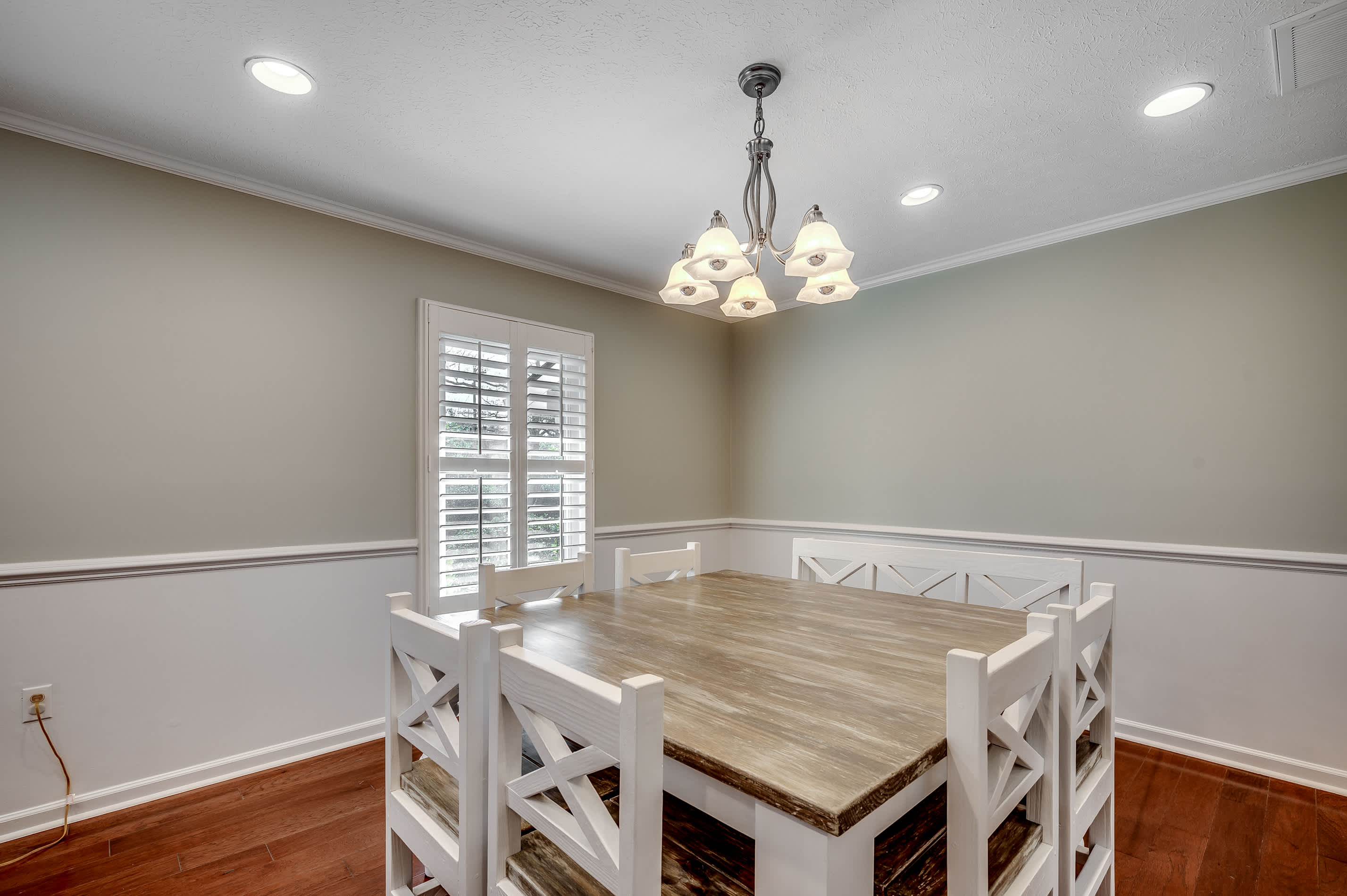 Tipsy Turtle Pet Friendly Family House