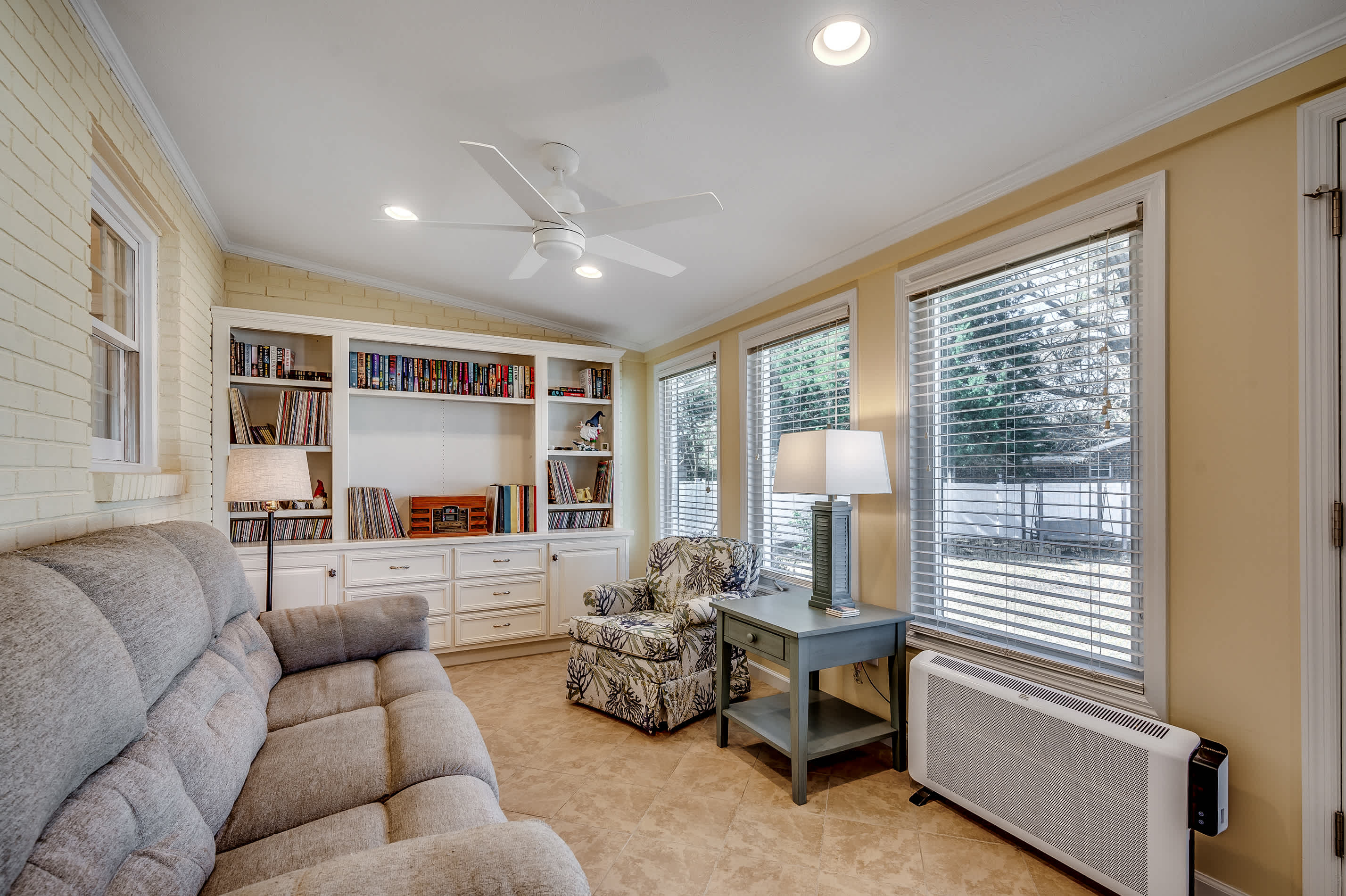 Tipsy Turtle Pet Friendly Family House
