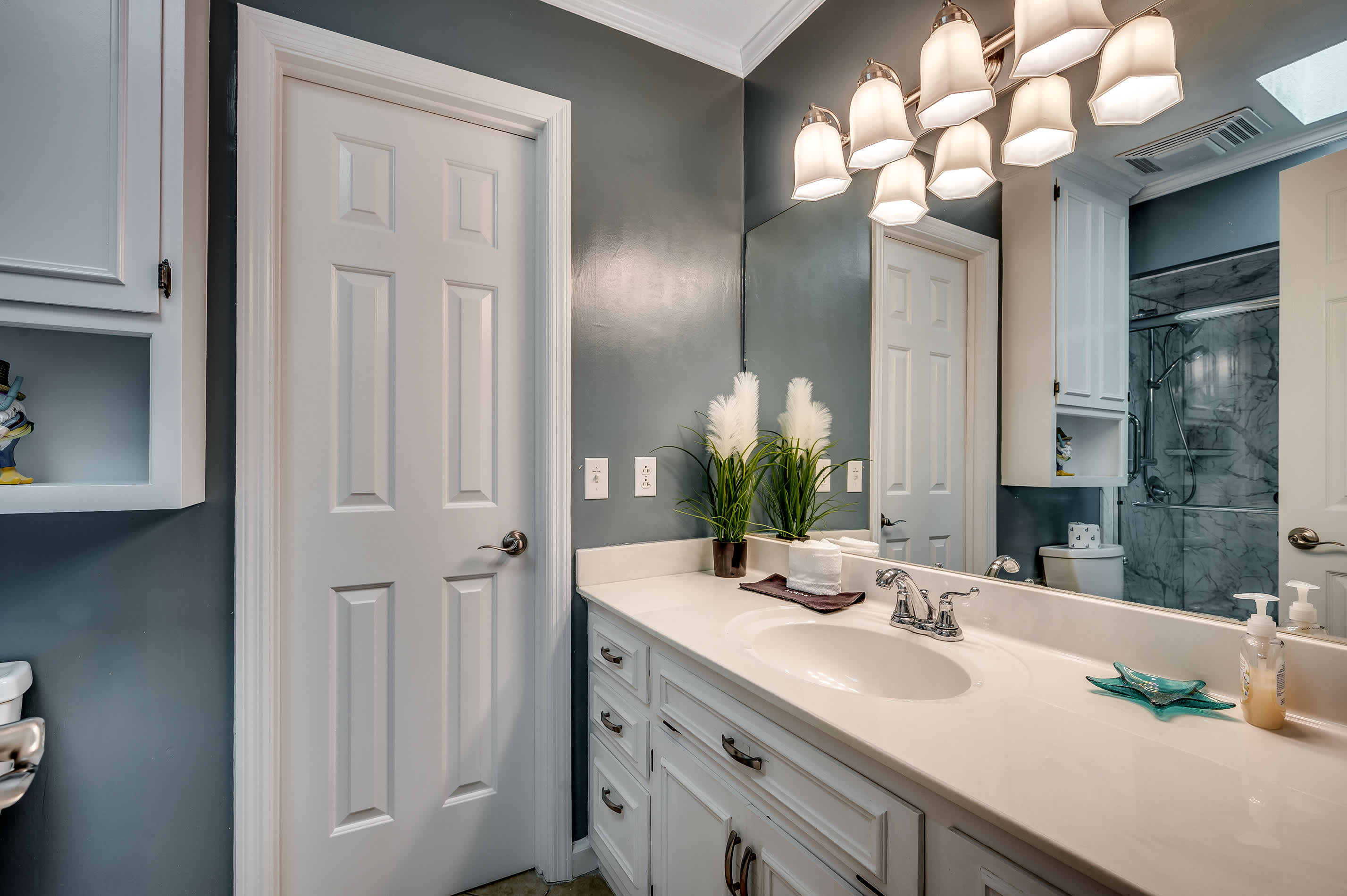Tipsy Turtle Pet Friendly Family House