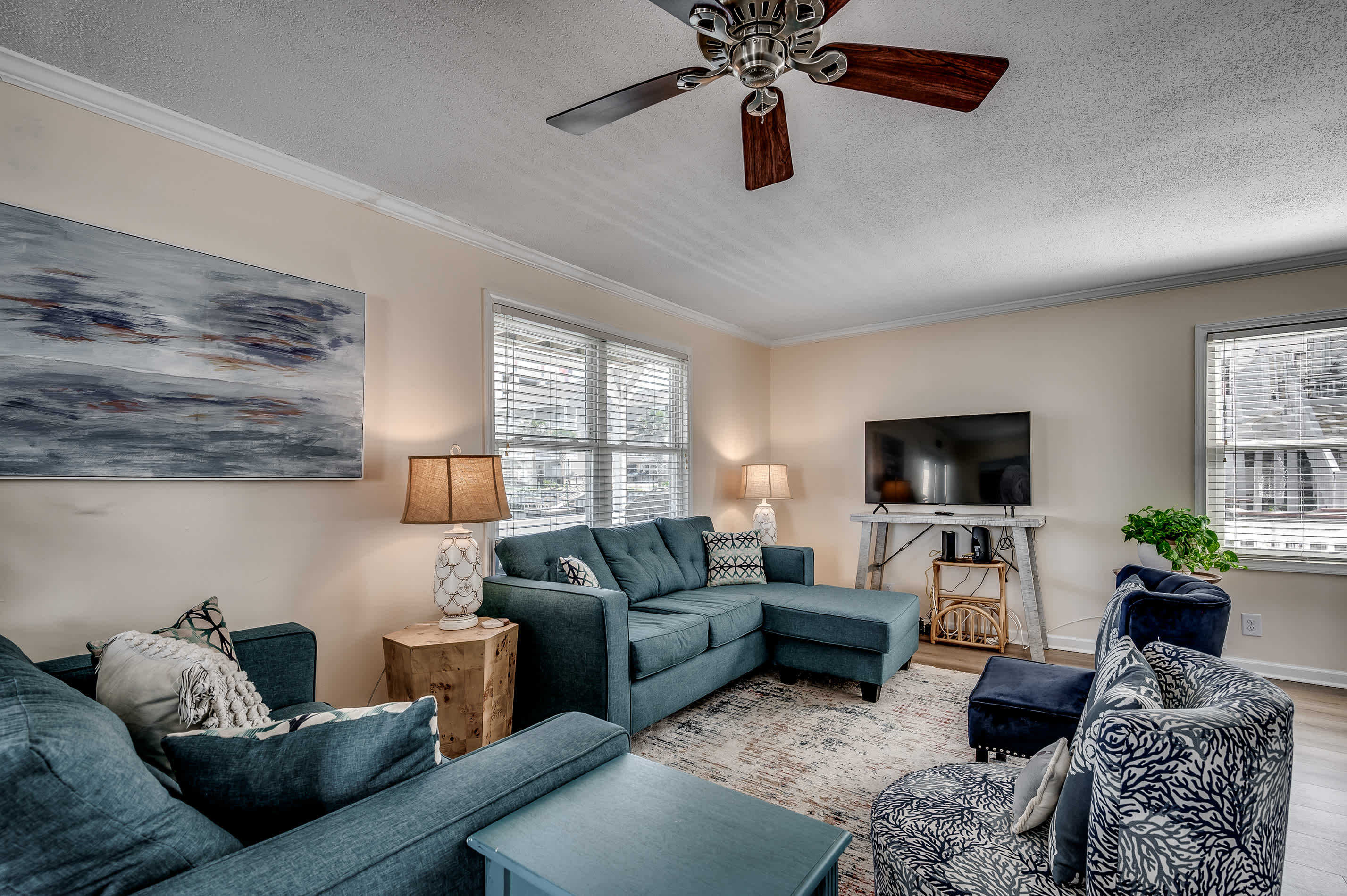 Stunning Waterfront Views at Crab Crest House