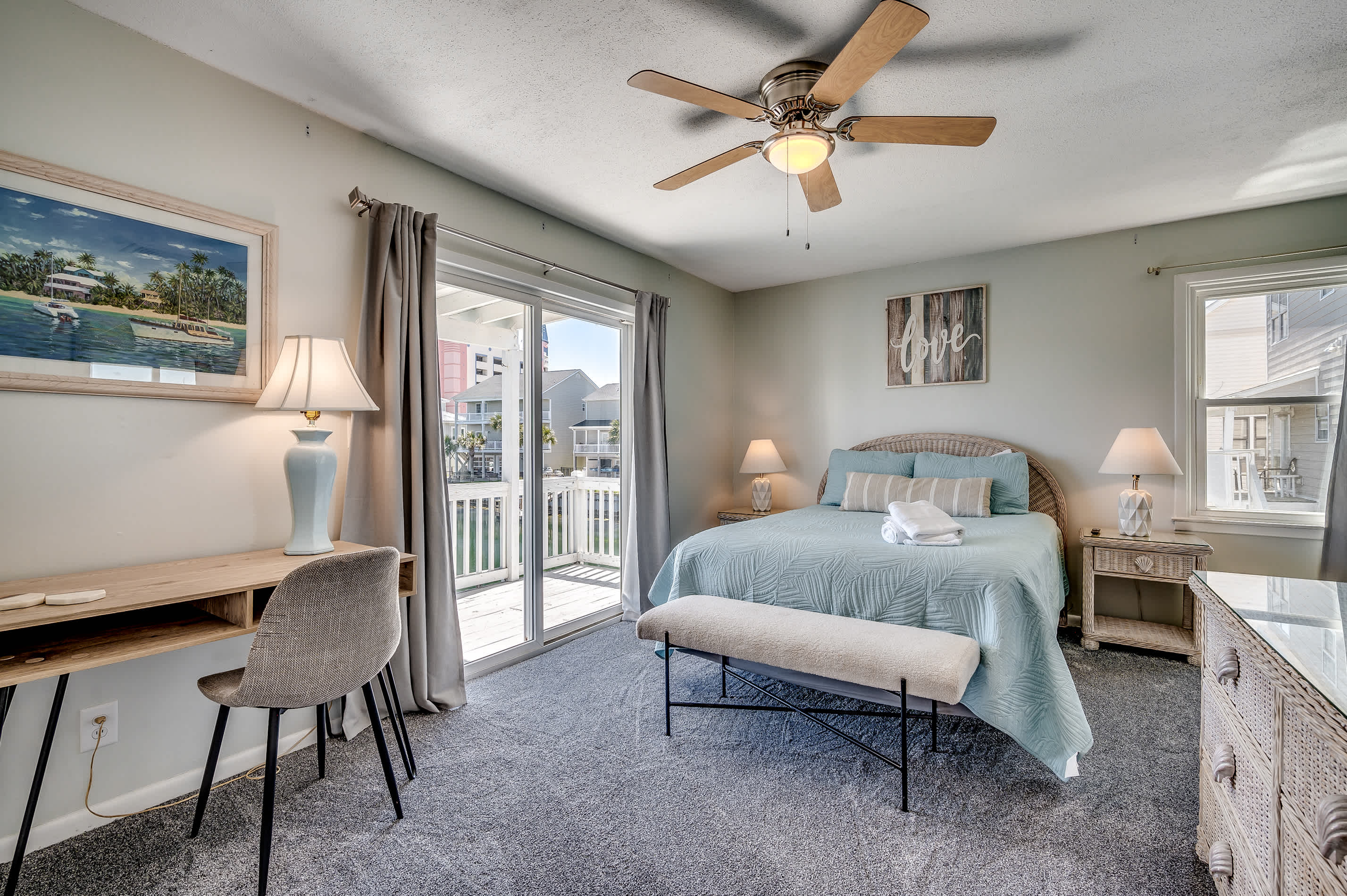 Stunning Waterfront Views at Crab Crest House