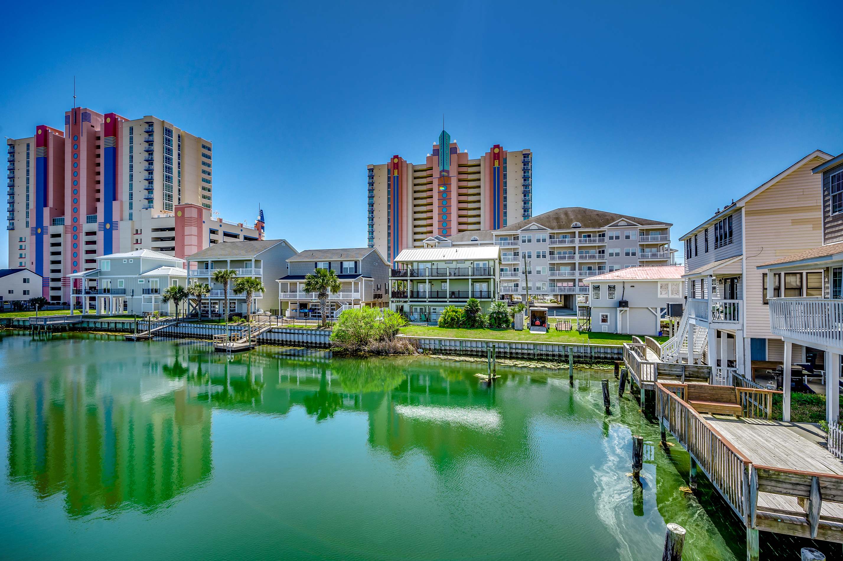 Stunning Waterfront Views at Crab Crest House