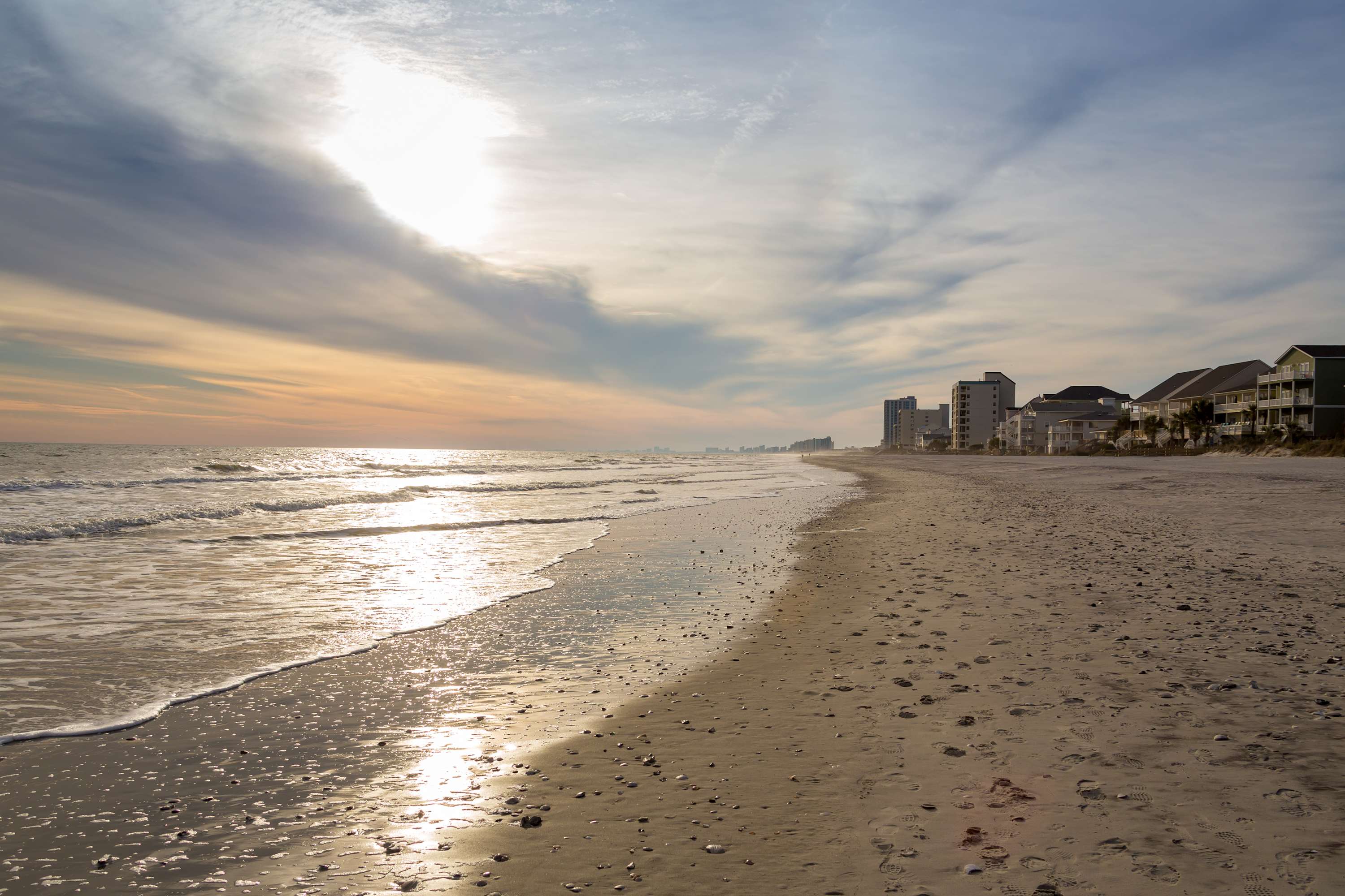 2 Blocks to Beach