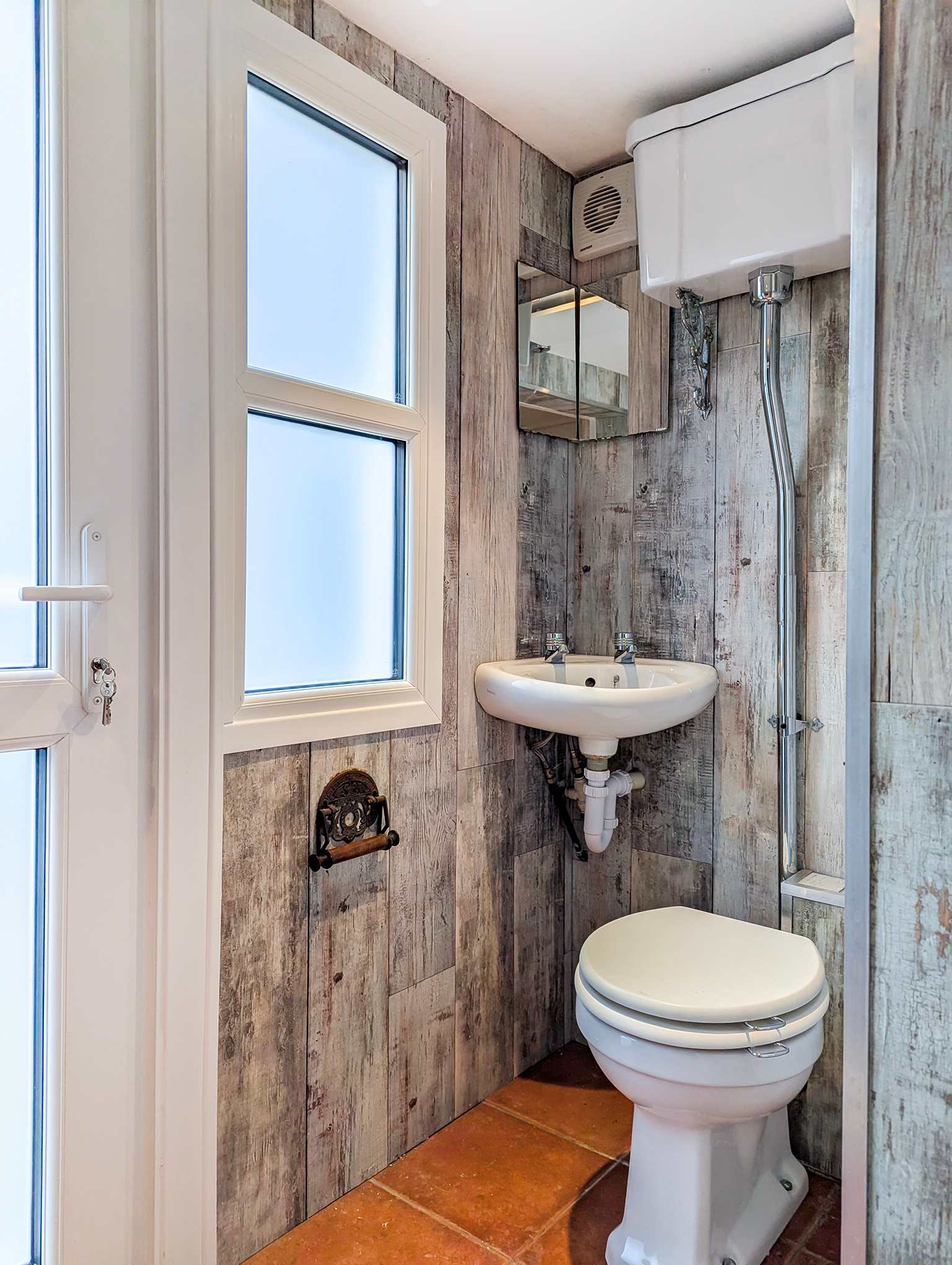 Brunswick Garden Studio | by Brighton Holiday Lets - Brighton Holiday Home - Image 9