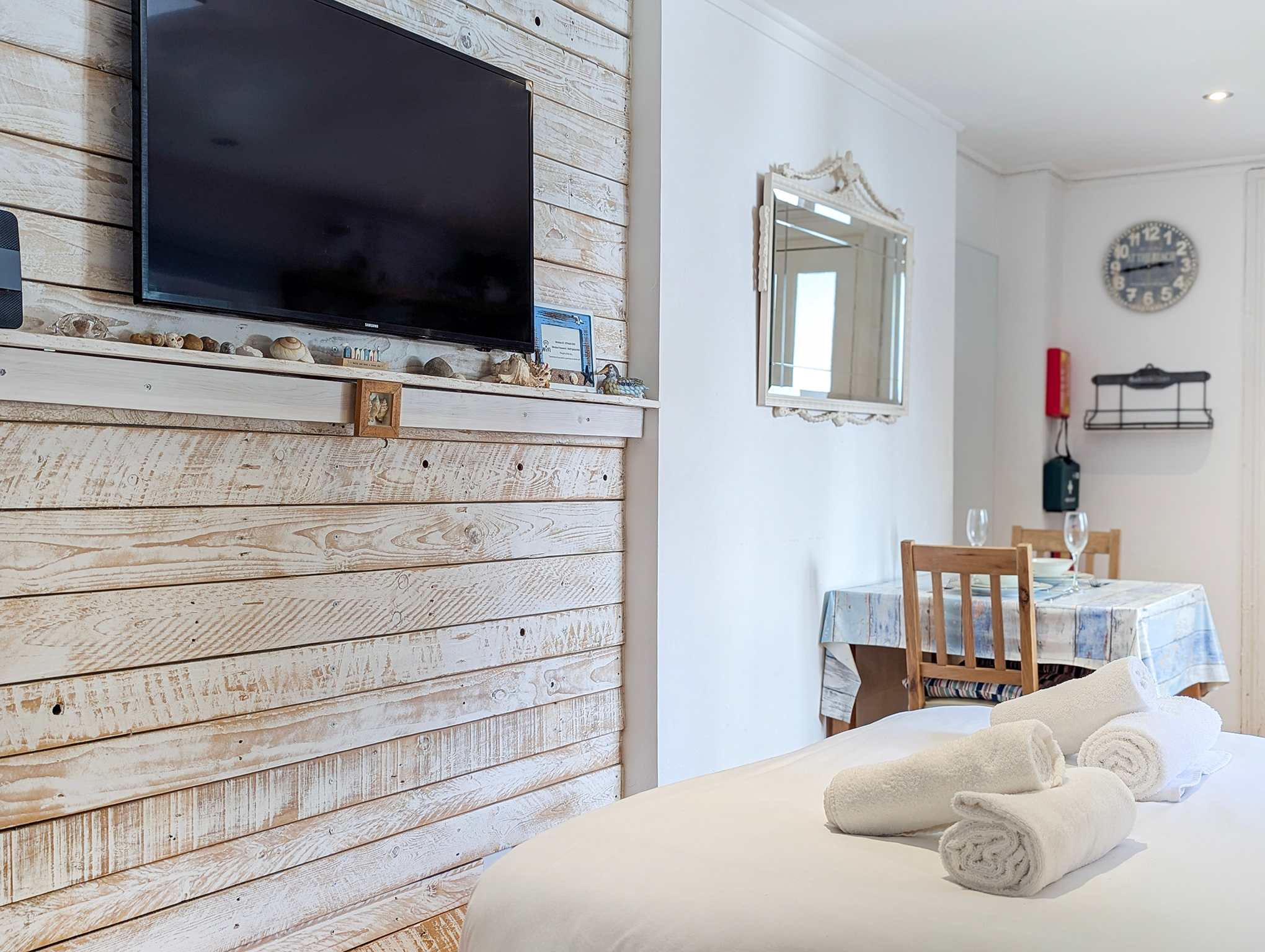 Brunswick Garden Studio | by Brighton Holiday Lets - Brighton Holiday Home - Image 8